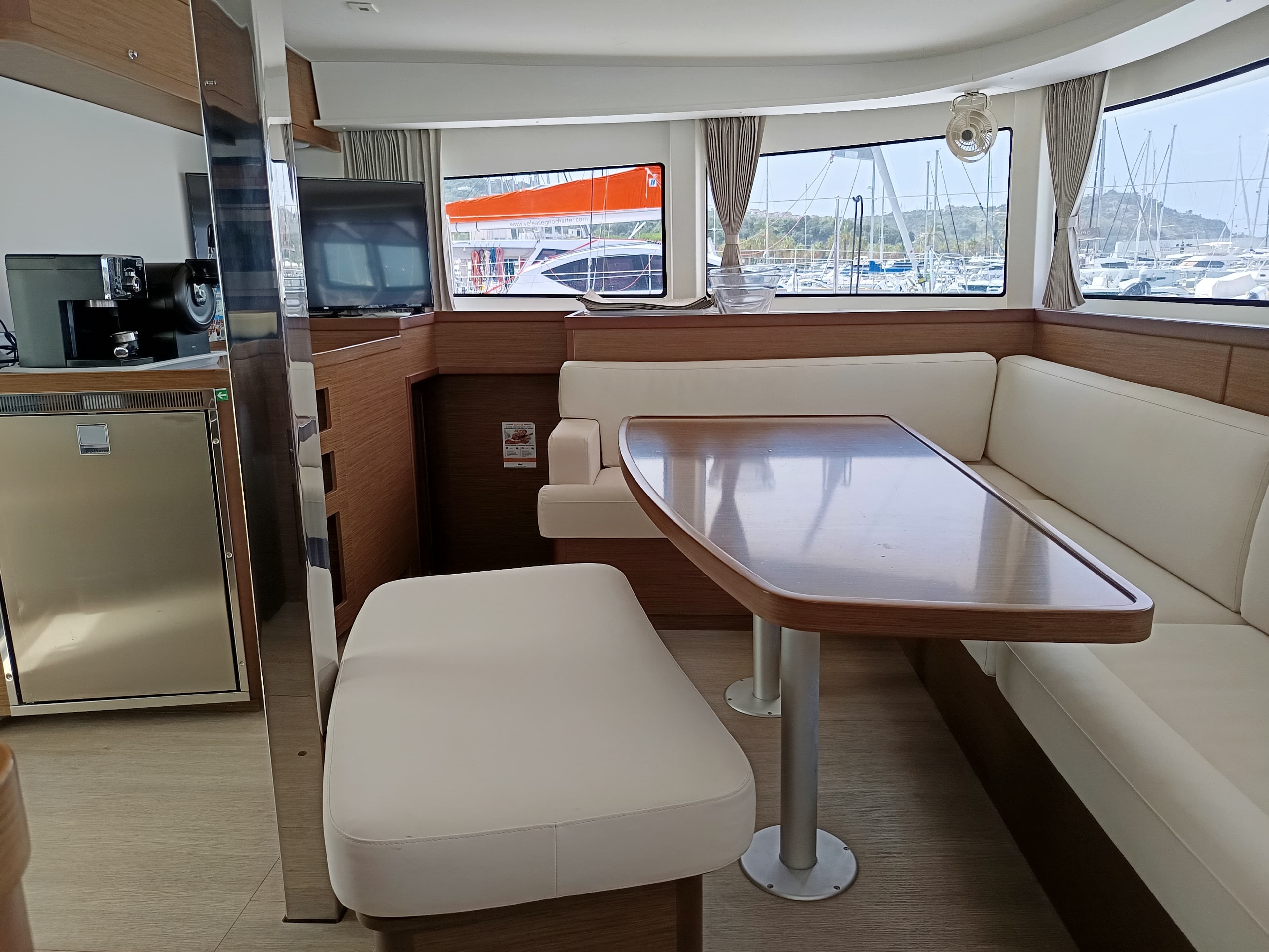 Lagoon 42 - photo 18