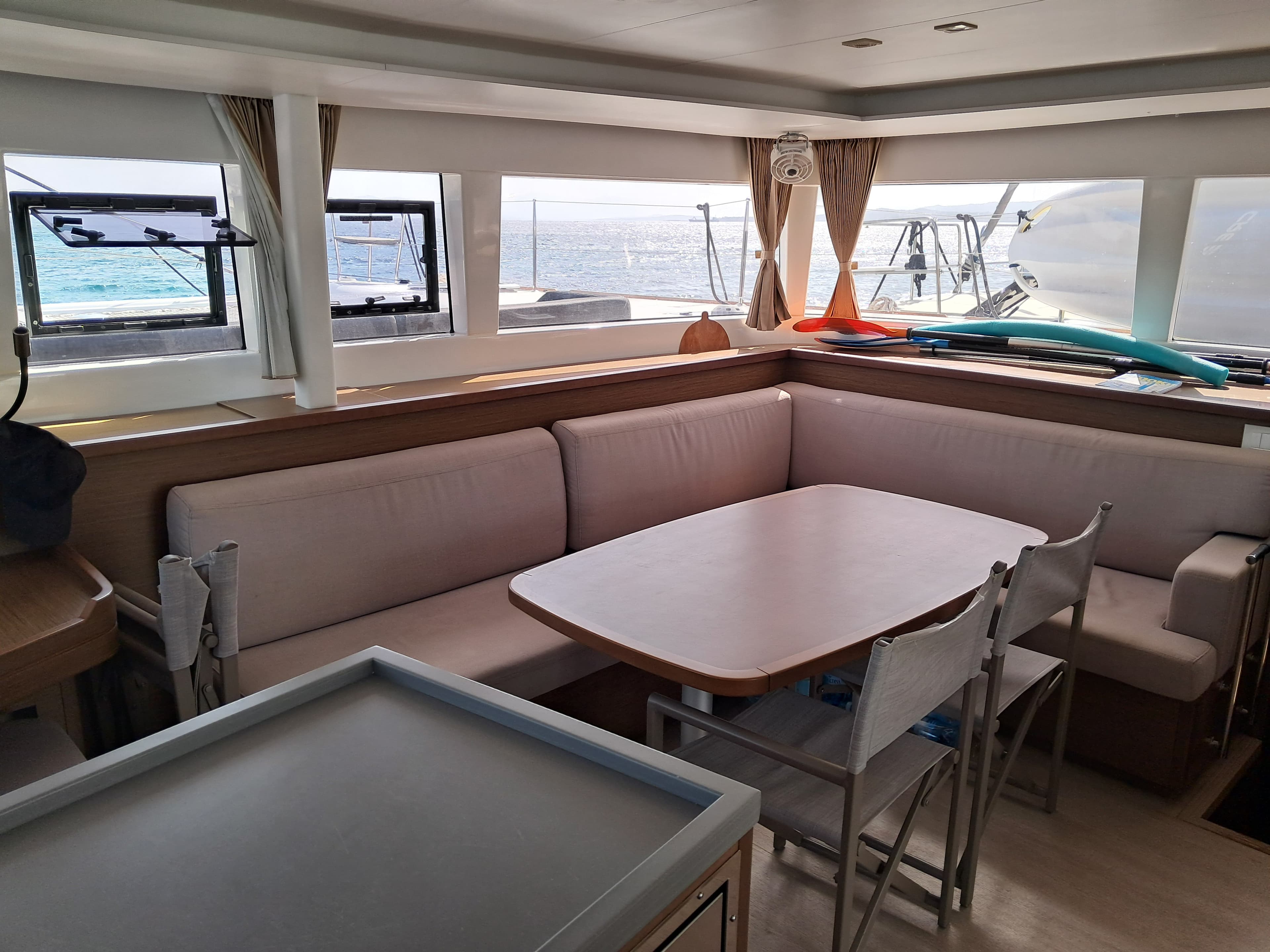 Lagoon 450 Fly - photo 21