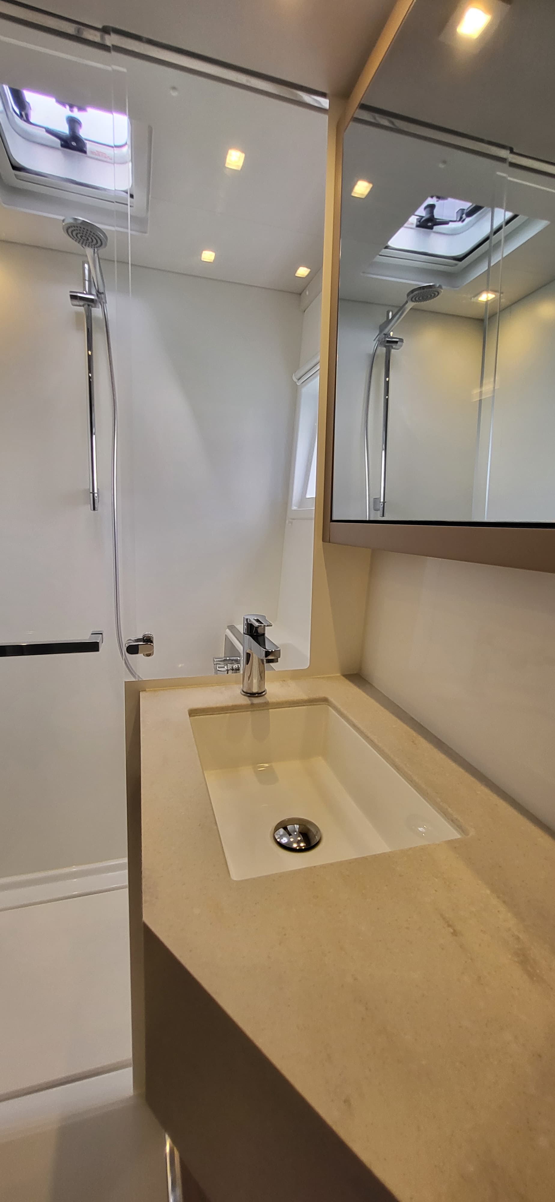 Lagoon 46  - photo 131