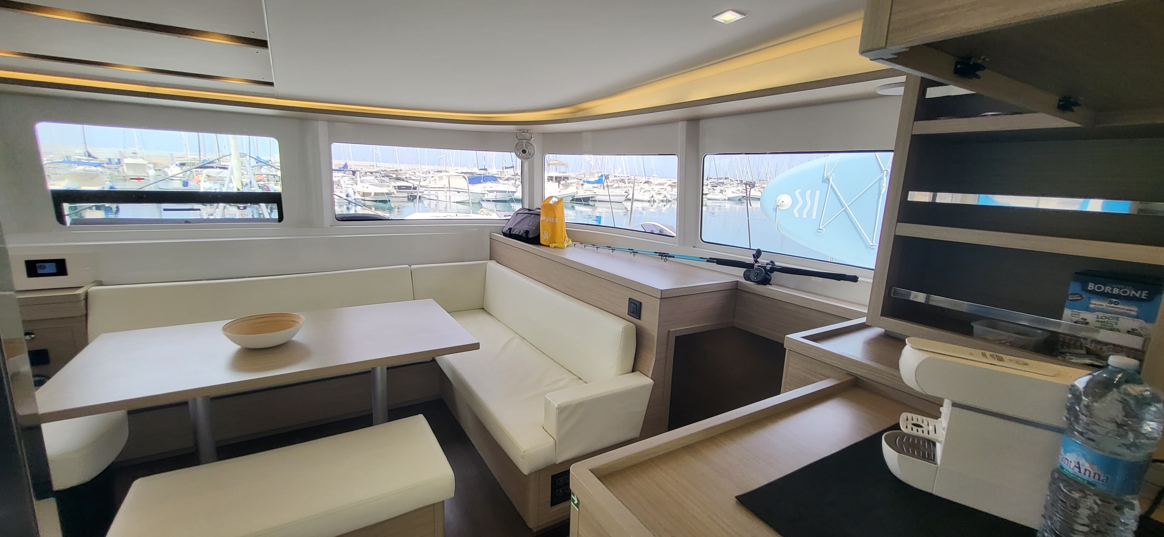 Lagoon 46  - photo 38