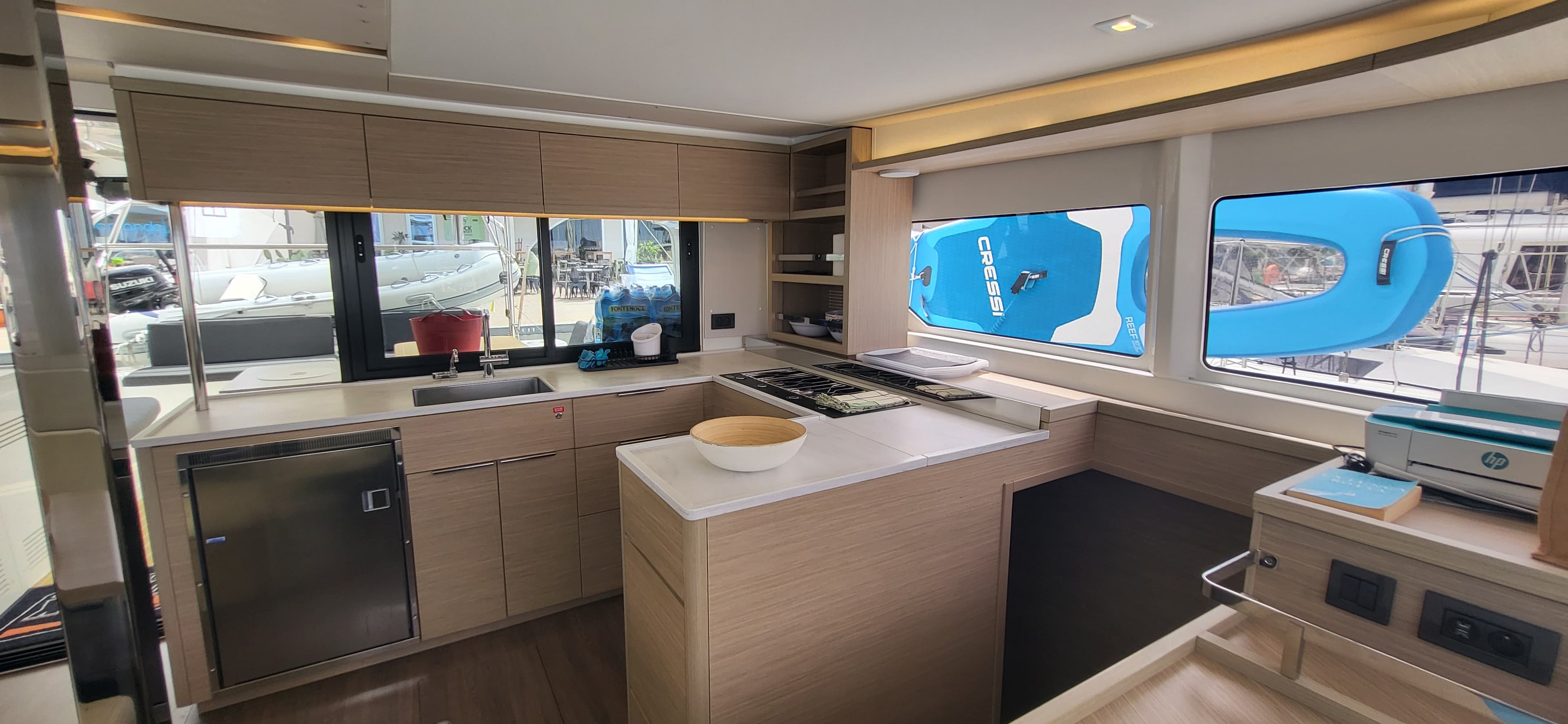 Lagoon 46  - photo 27