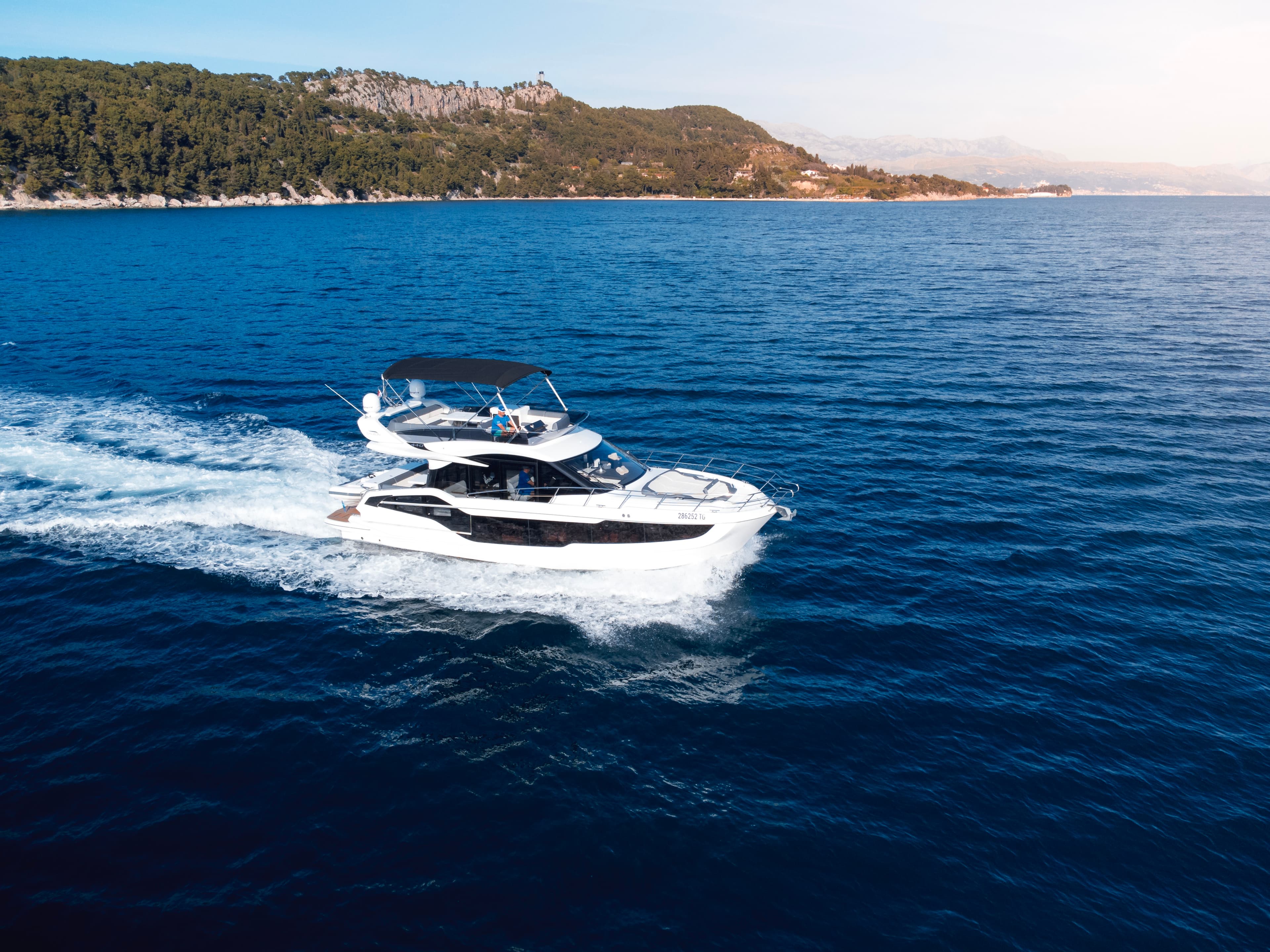 Galeon 440 Fly - photo 7