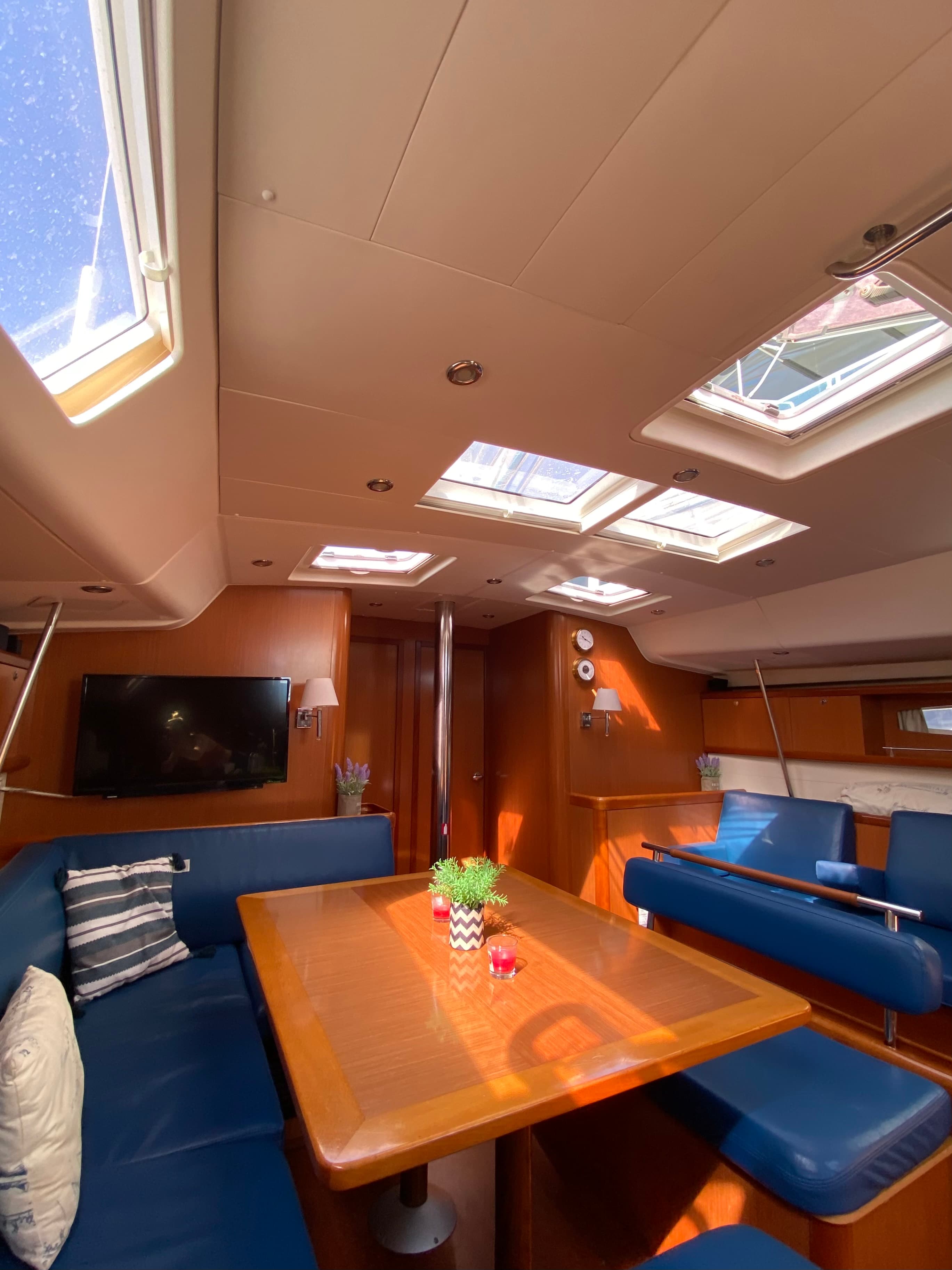 Oceanis 54 - photo 7