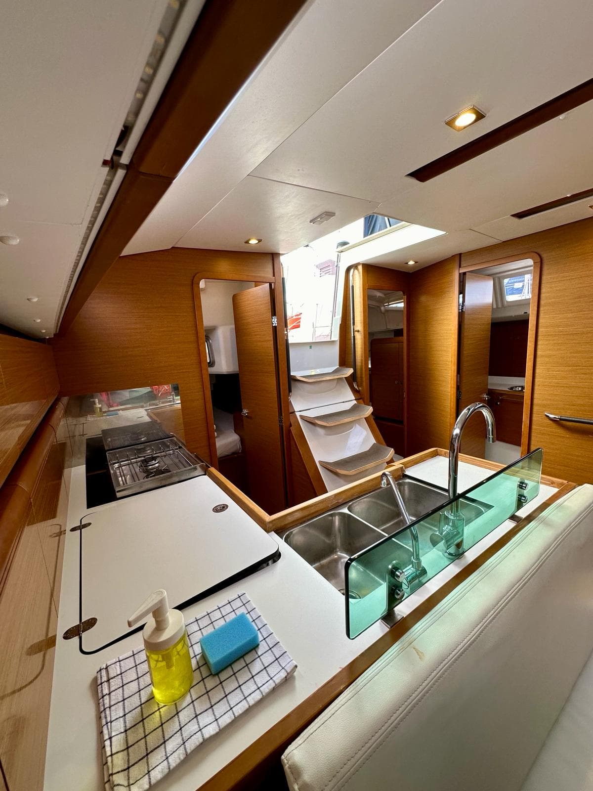 Sun Odyssey 449 - photo 10