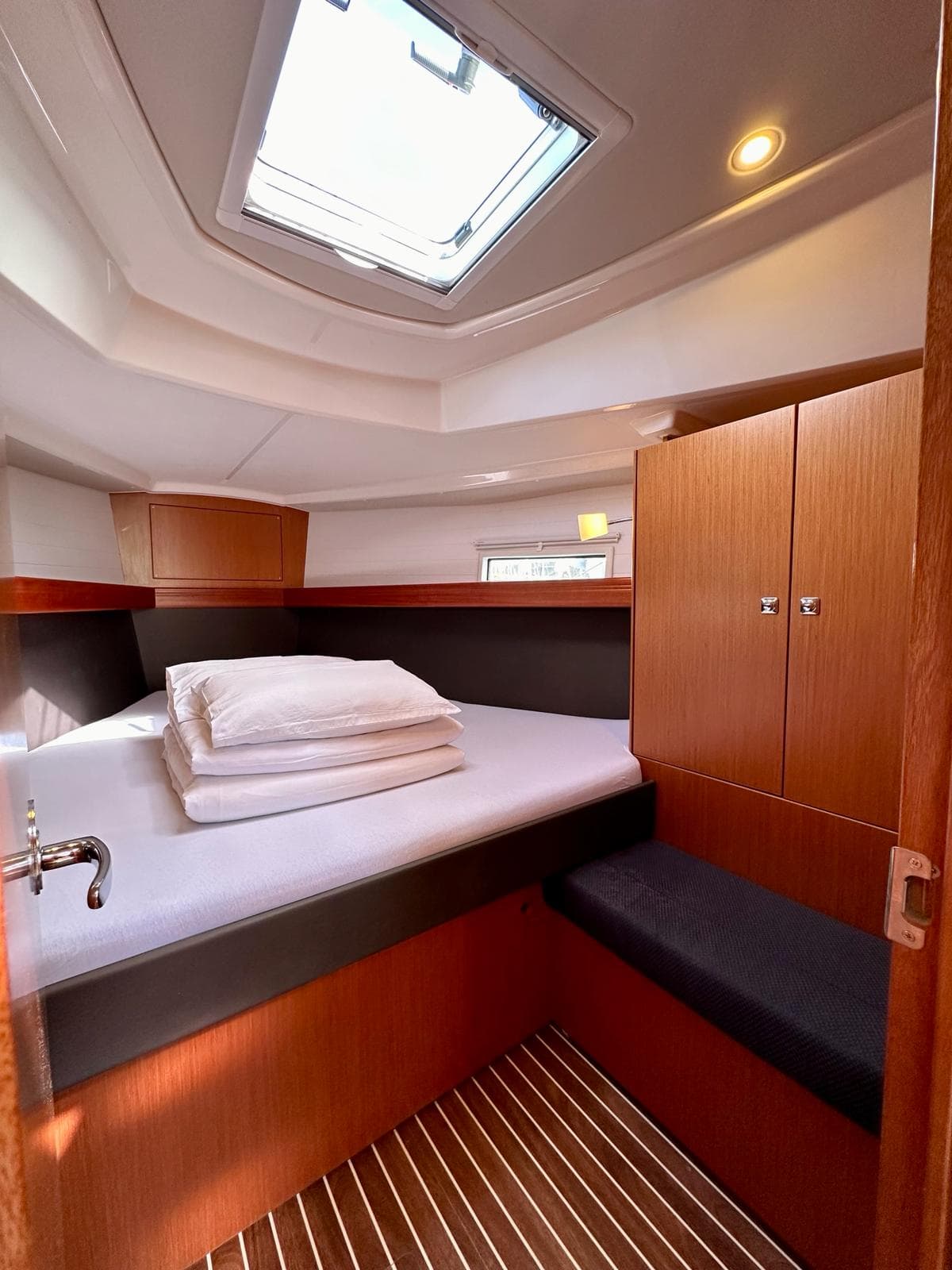 Bavaria Cruiser 37 - photo 8