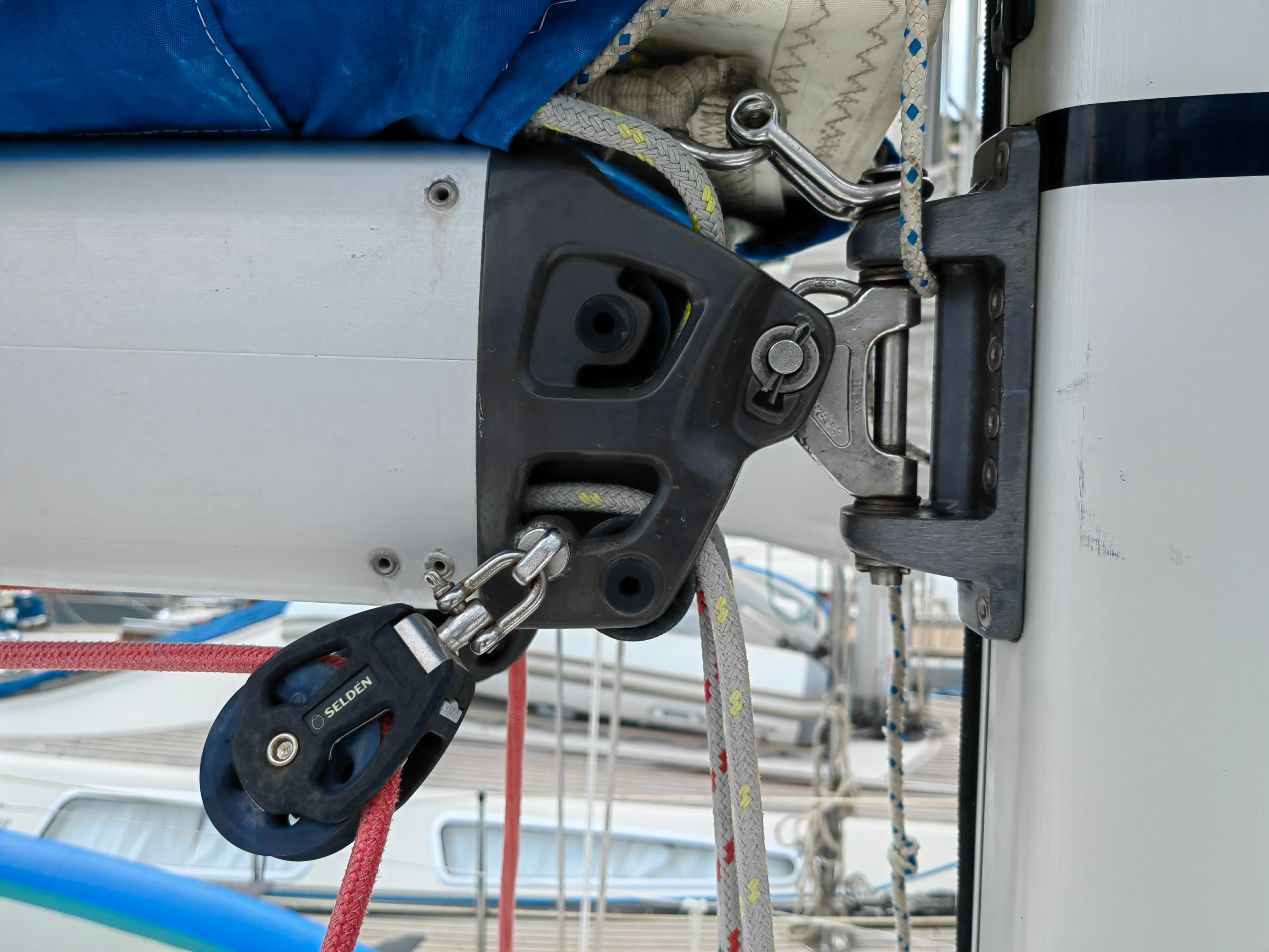 Sun Odyssey 389 - photo 16