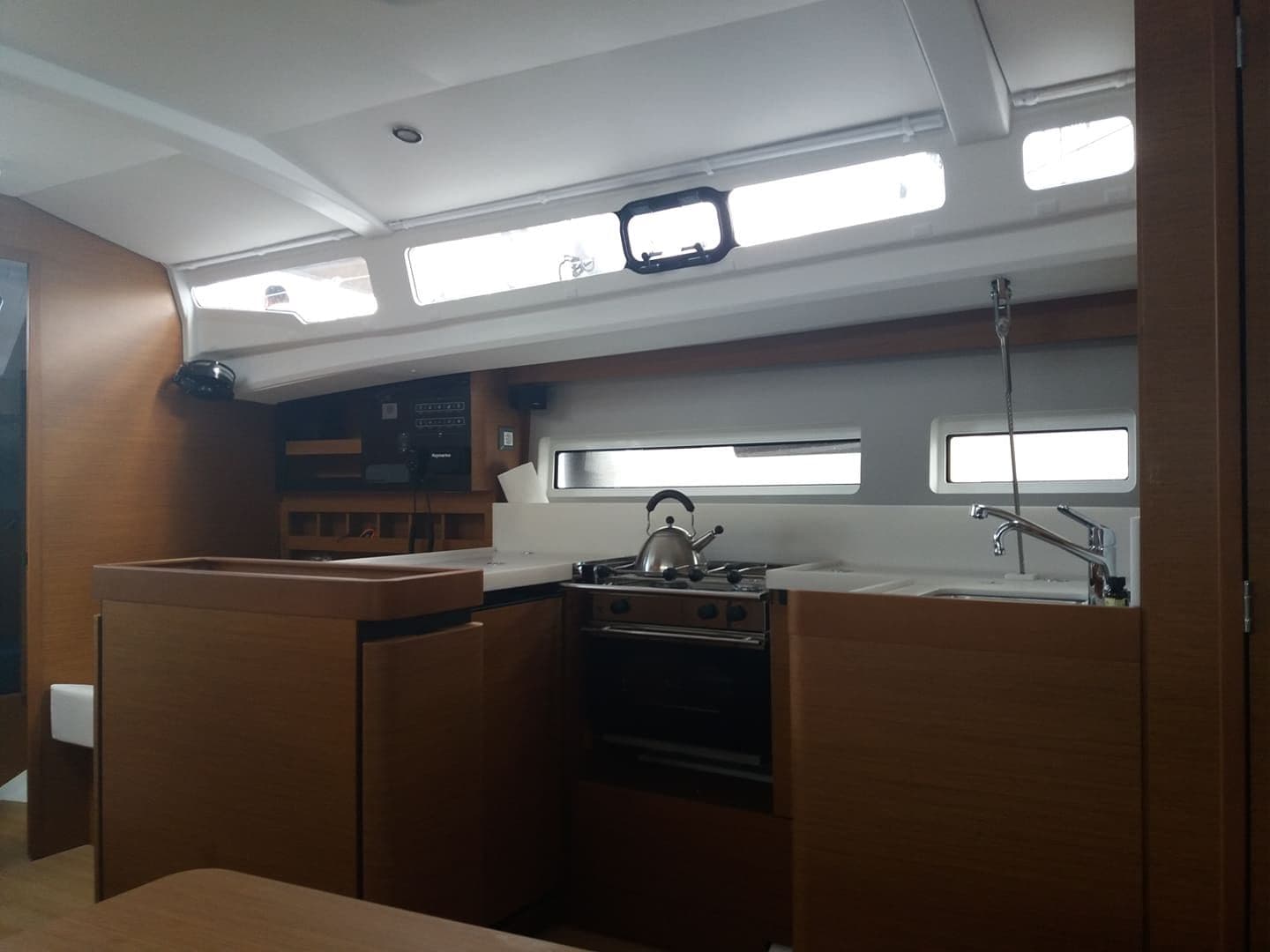 Sun Odyssey 440 - photo 6