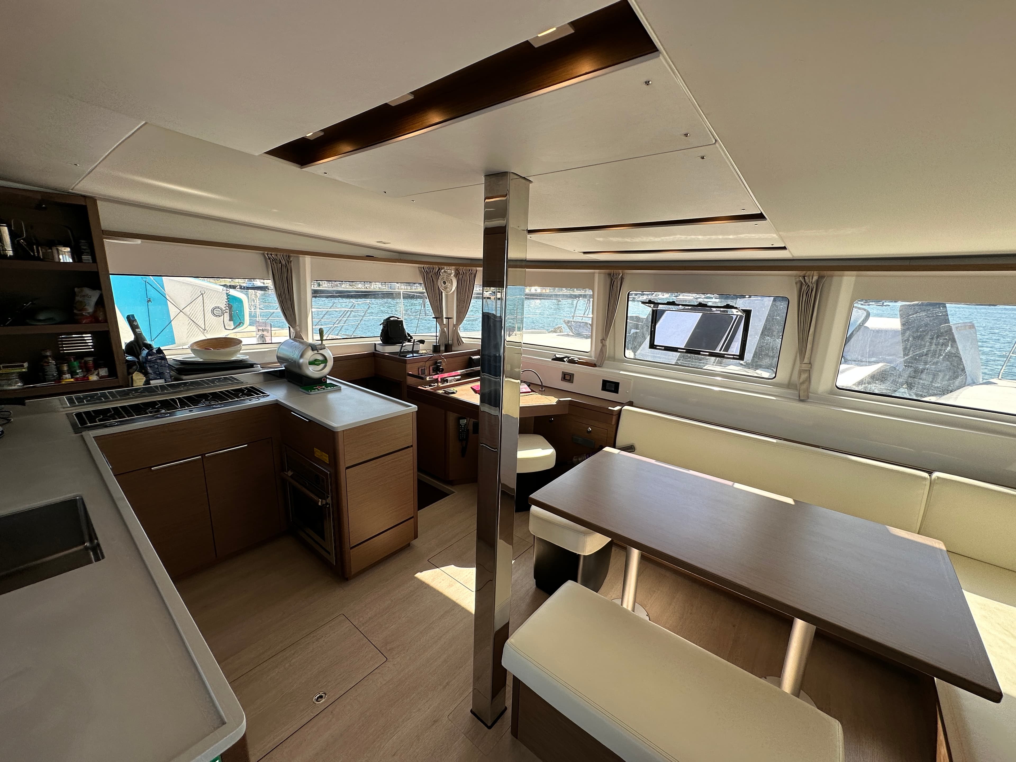 Lagoon 46  - photo 51