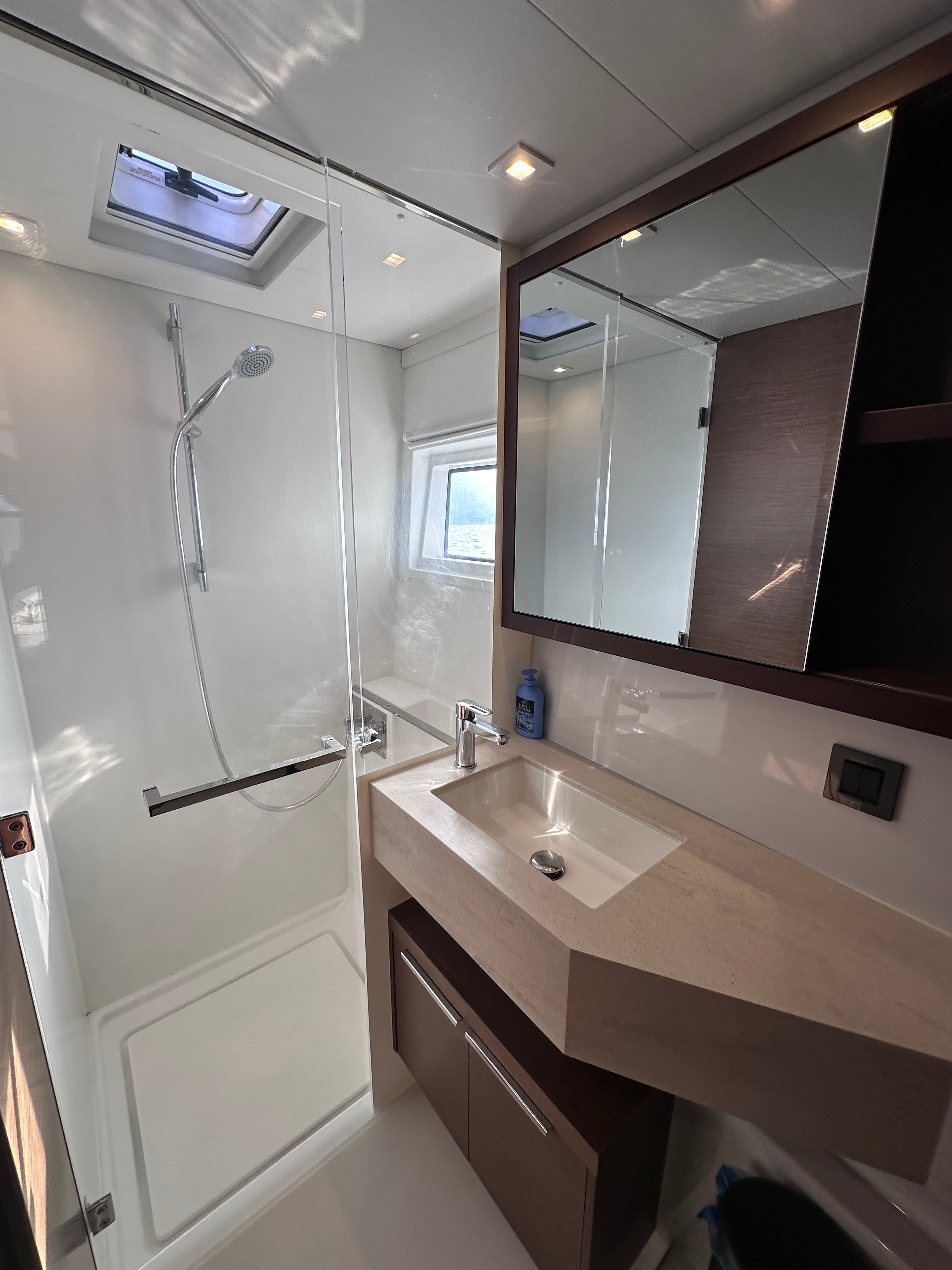 Lagoon 46  - photo 89