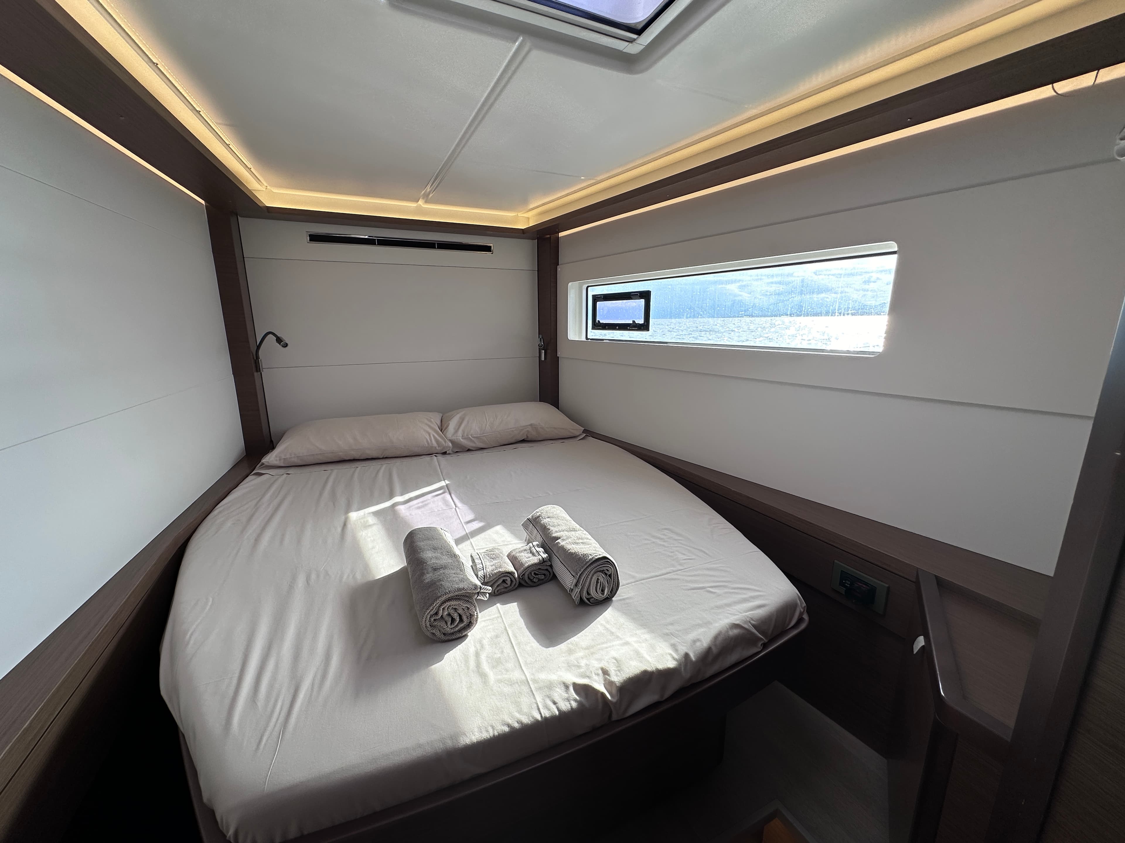 Lagoon 46  - photo 136