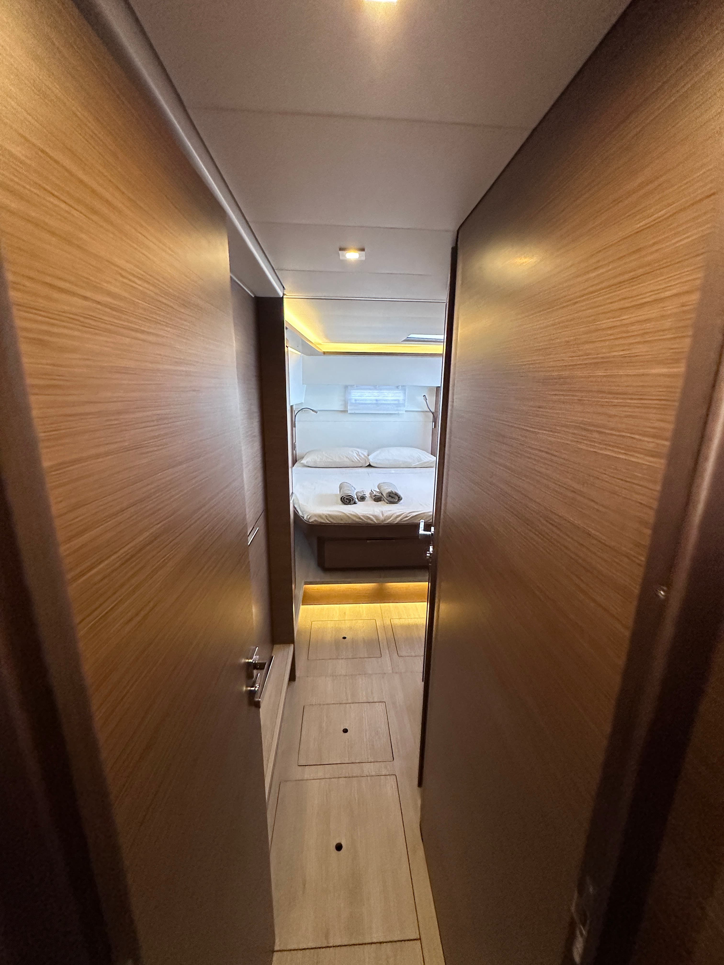 Lagoon 46  - photo 37