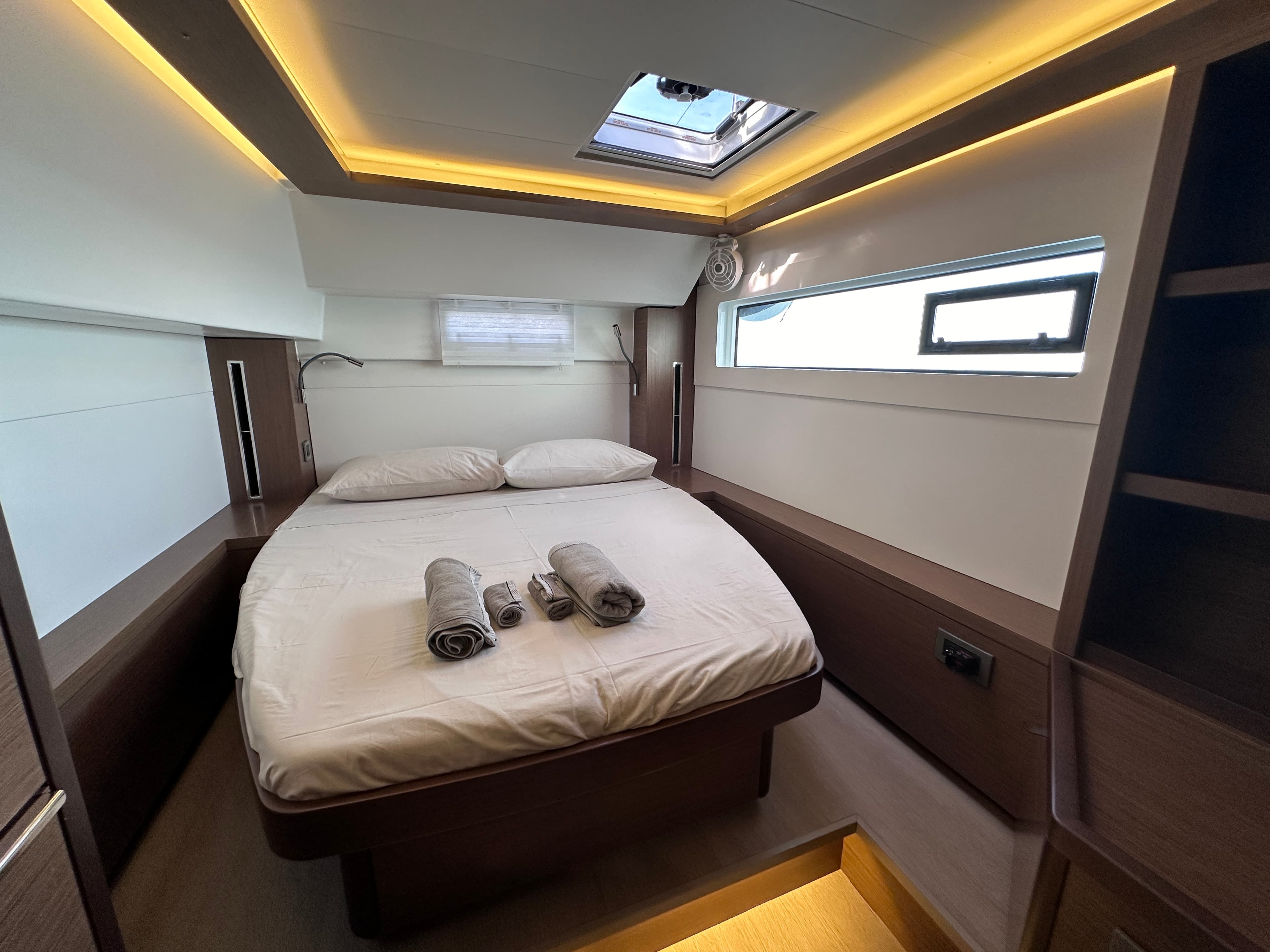 Lagoon 46  - photo 54