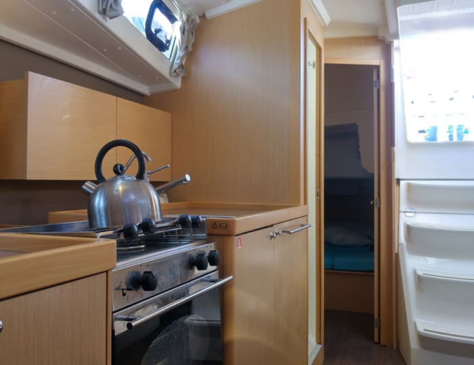 Oceanis 38 - photo 6