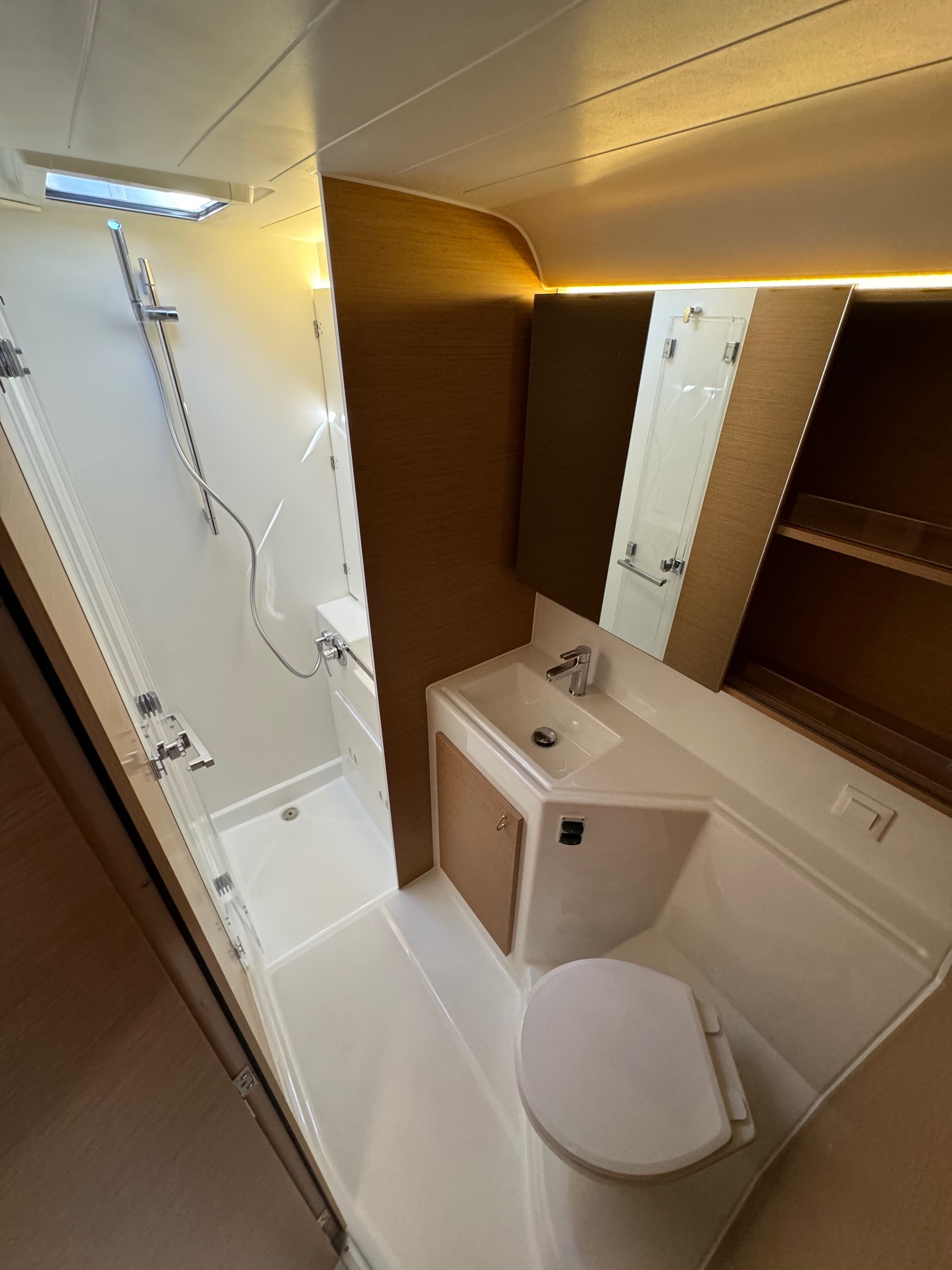 Excess 14 - photo 10