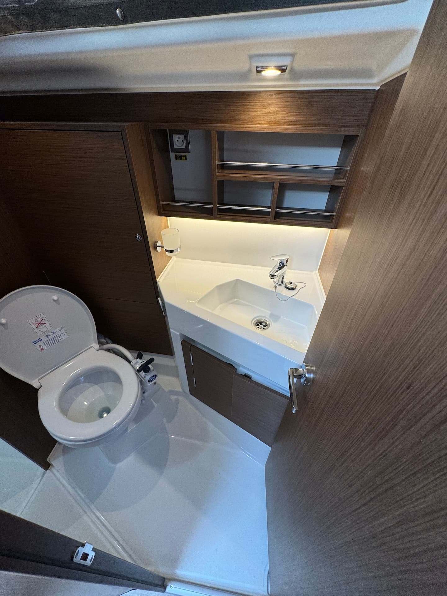 Oceanis 34.1 - photo 6