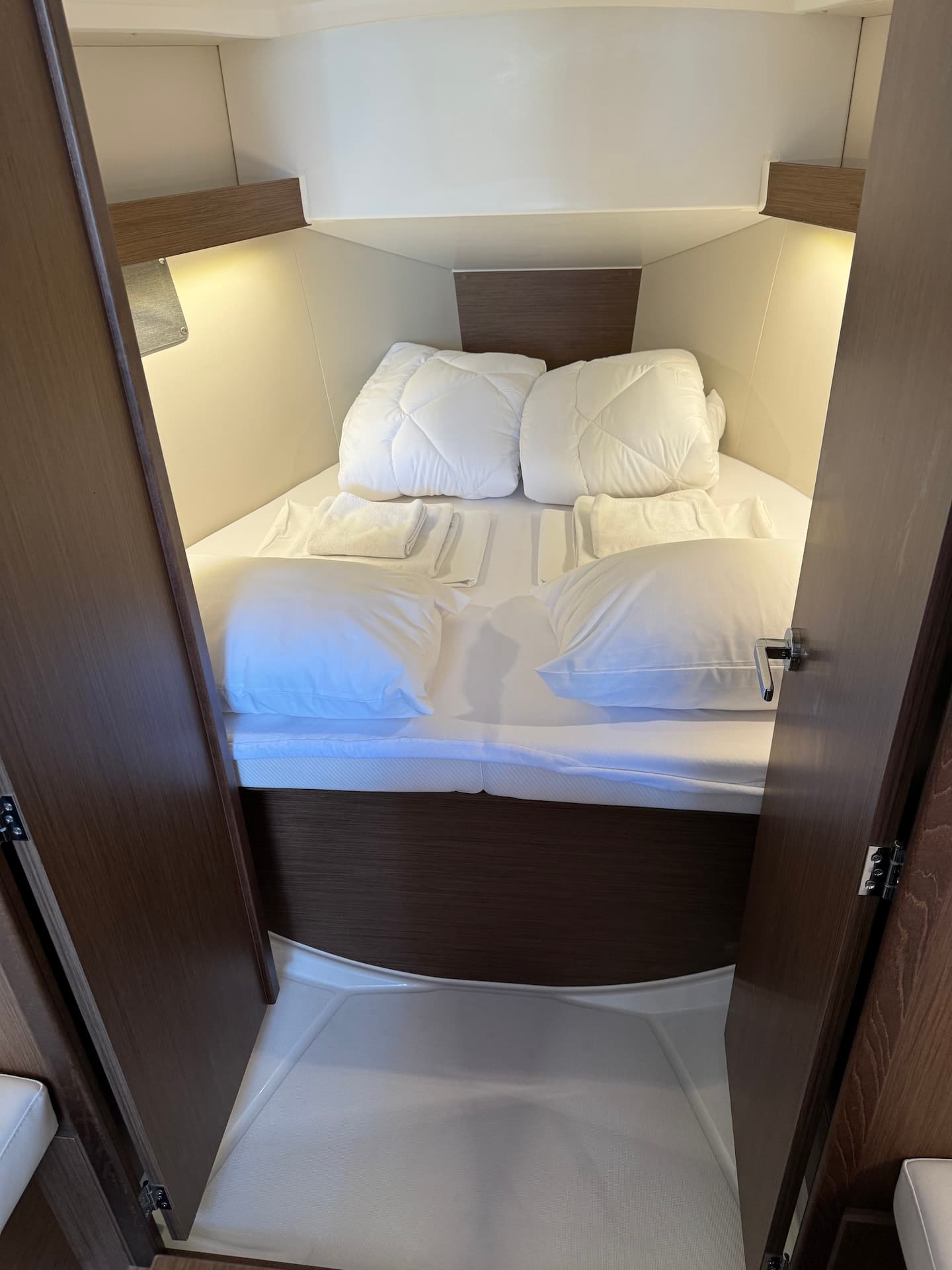 Oceanis 34.1 - photo 15