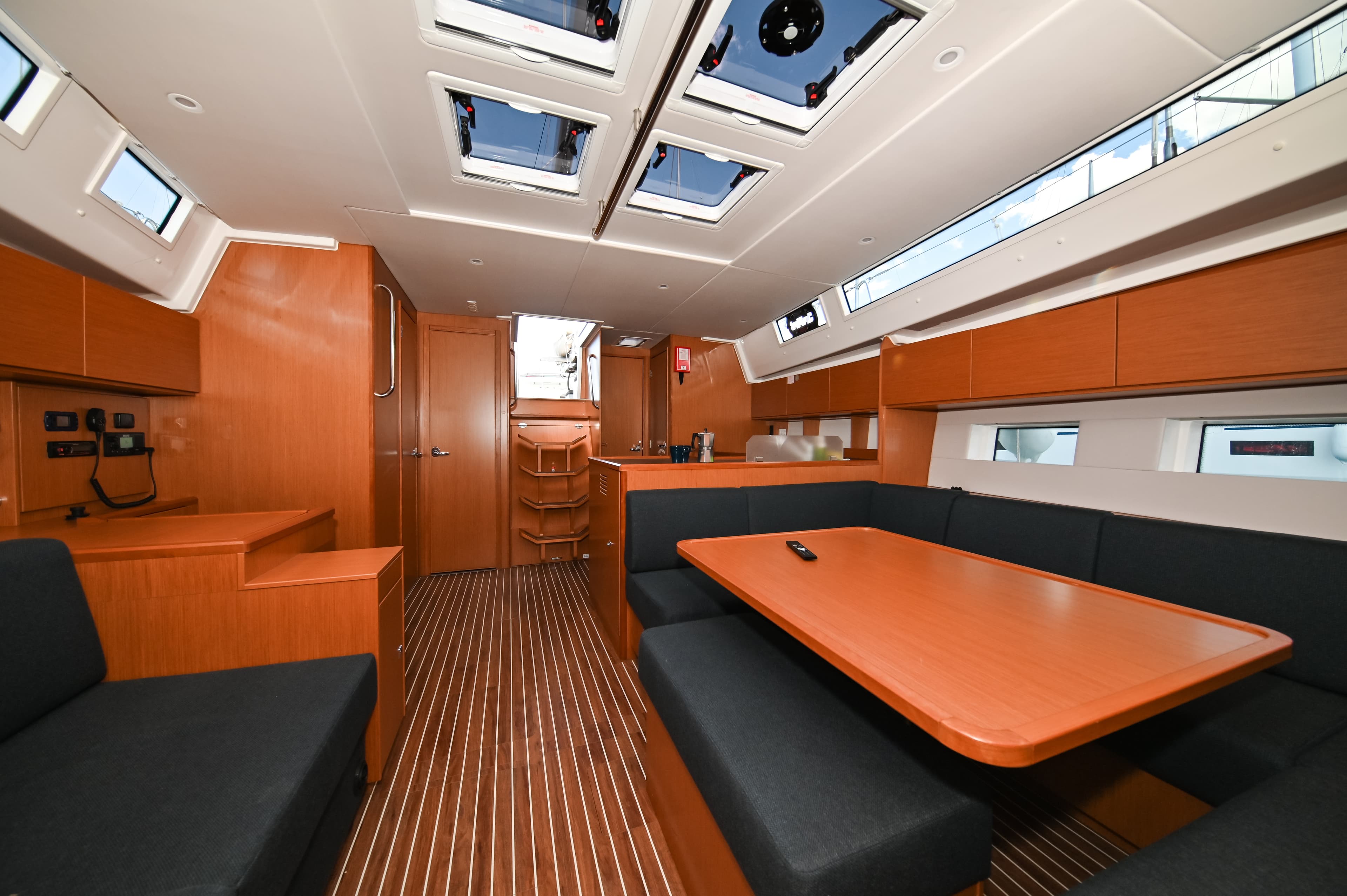 Bavaria C50 - photo 8