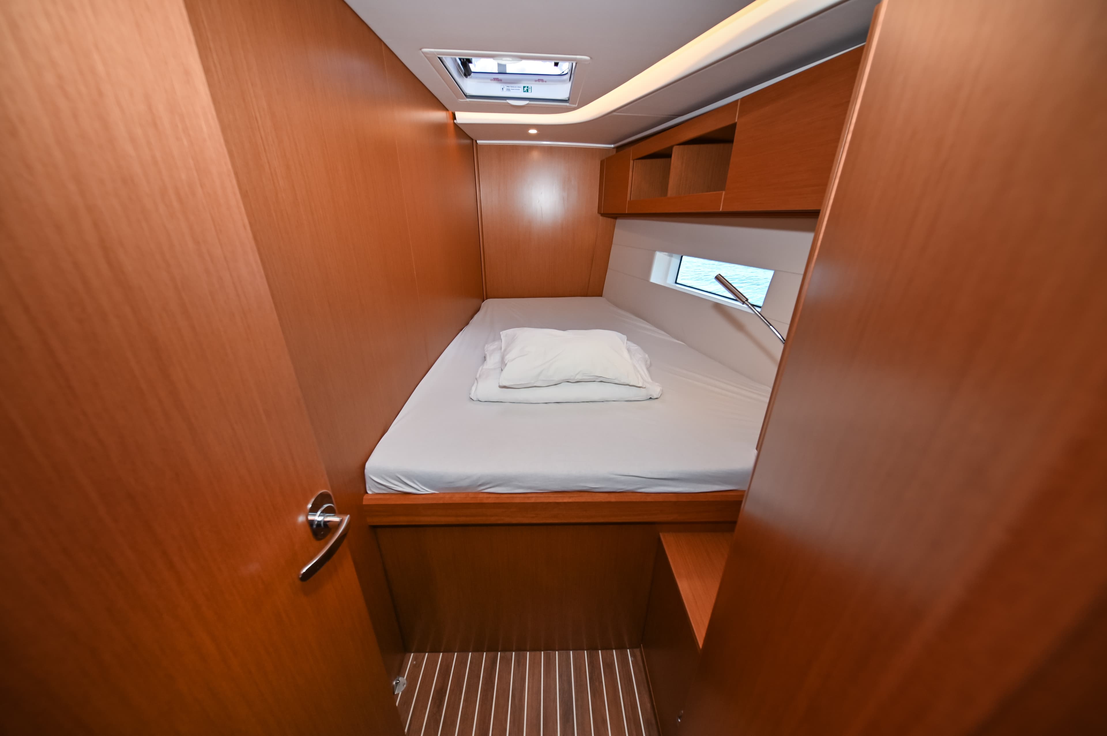 Bavaria C50 - photo 13