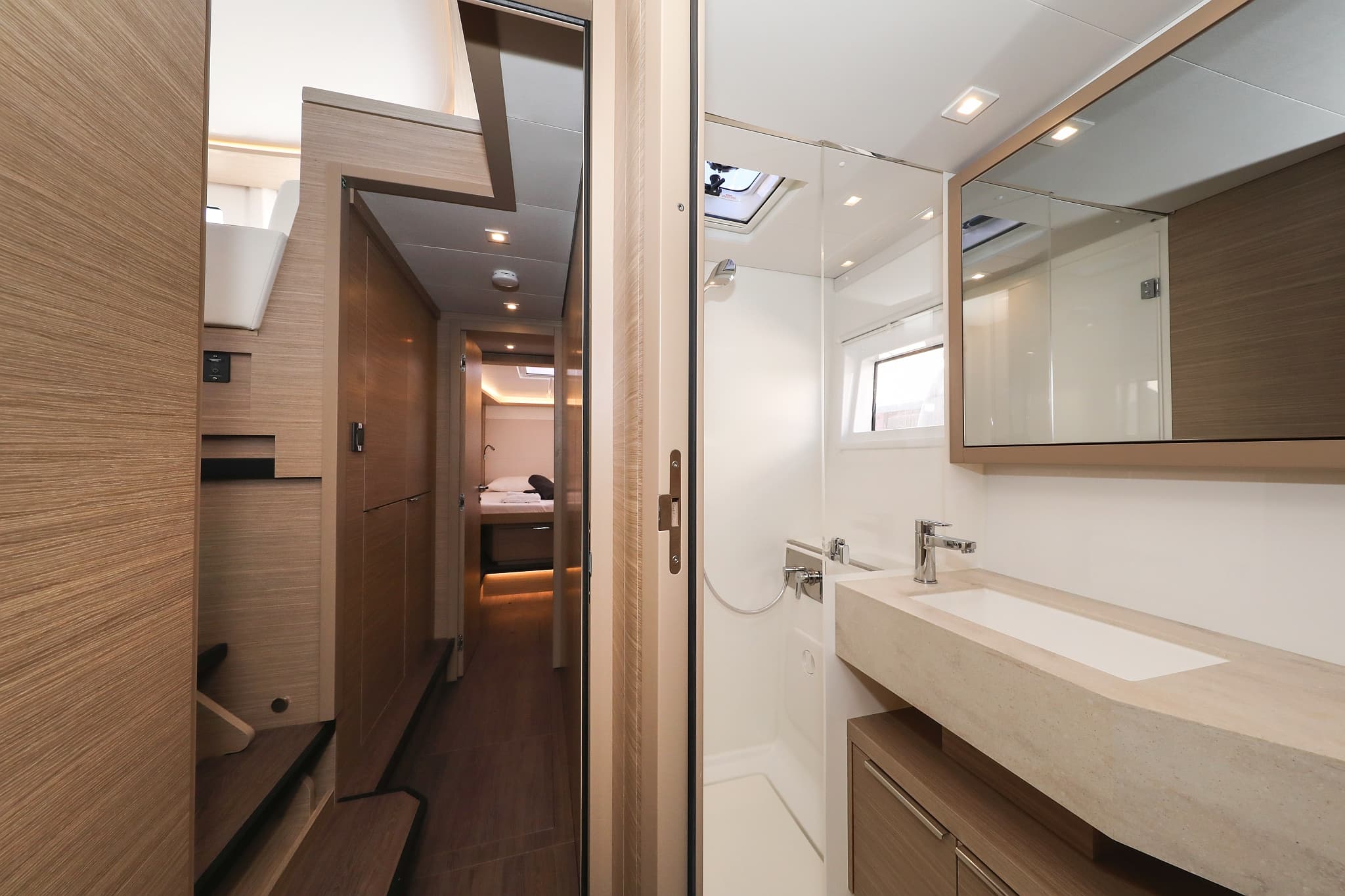 Lagoon 46  - photo 19