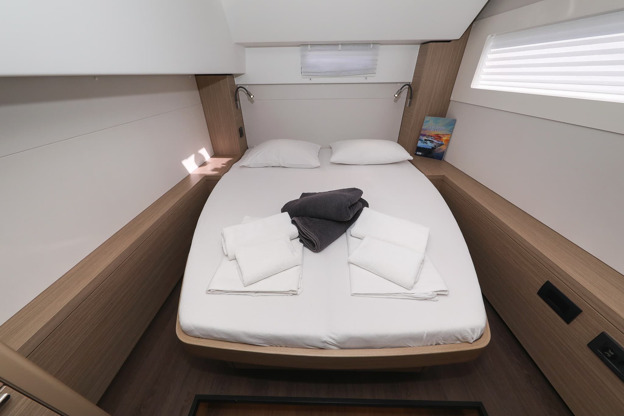 Lagoon 46  - photo 4