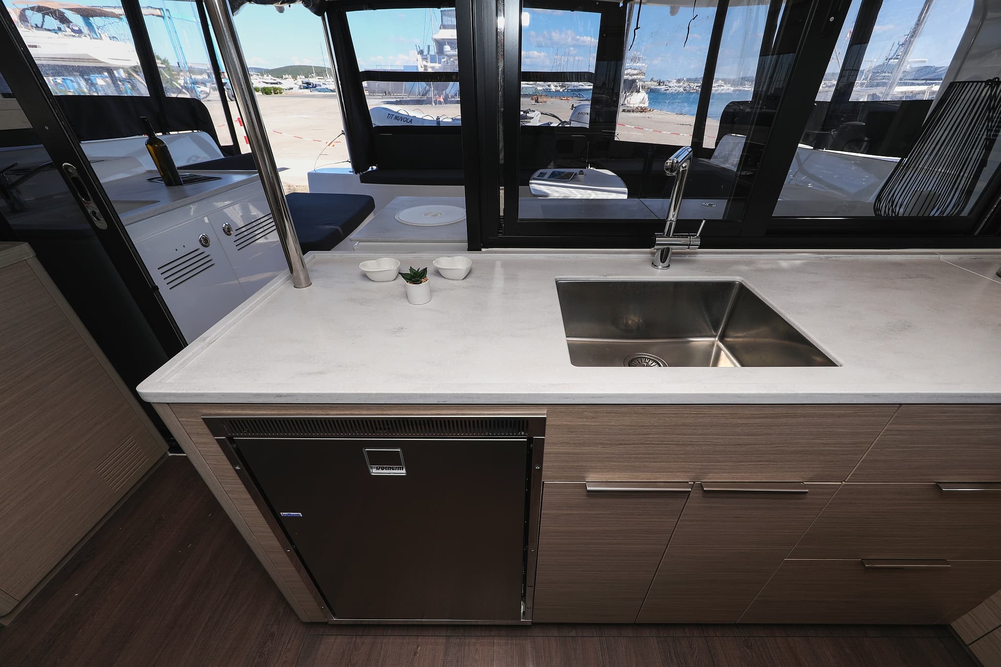 Lagoon 46  - photo 51