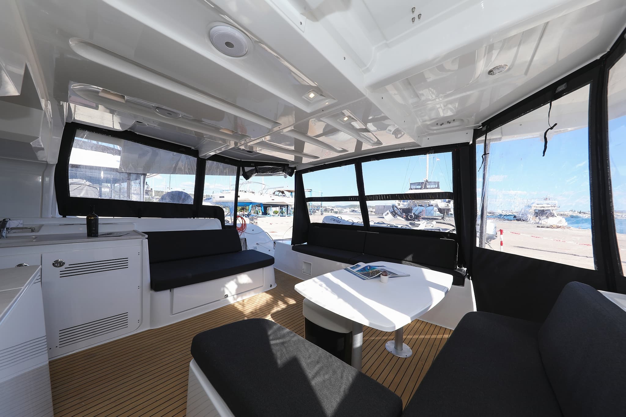 Lagoon 46  - photo 60