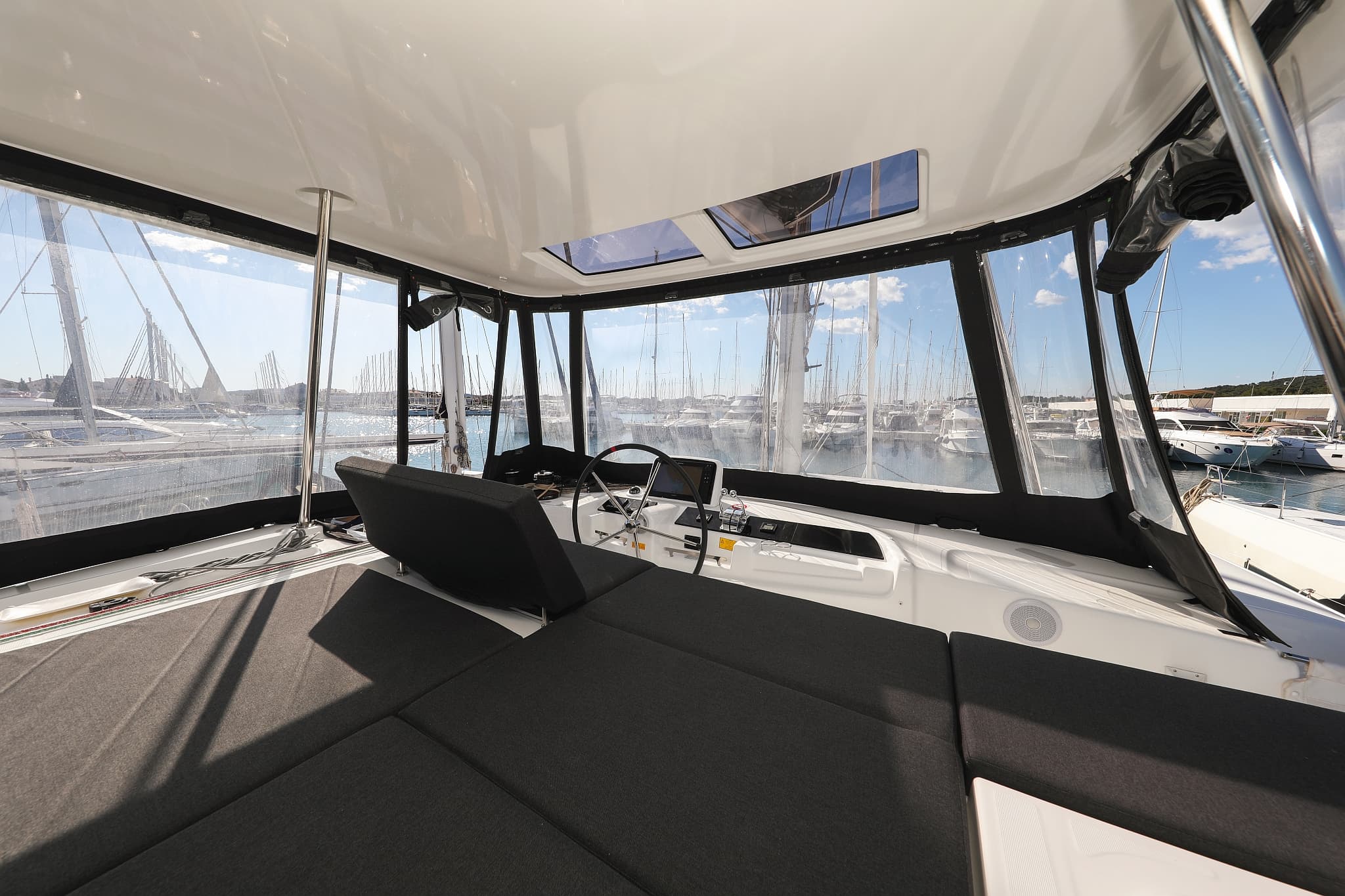 Lagoon 46  - photo 55