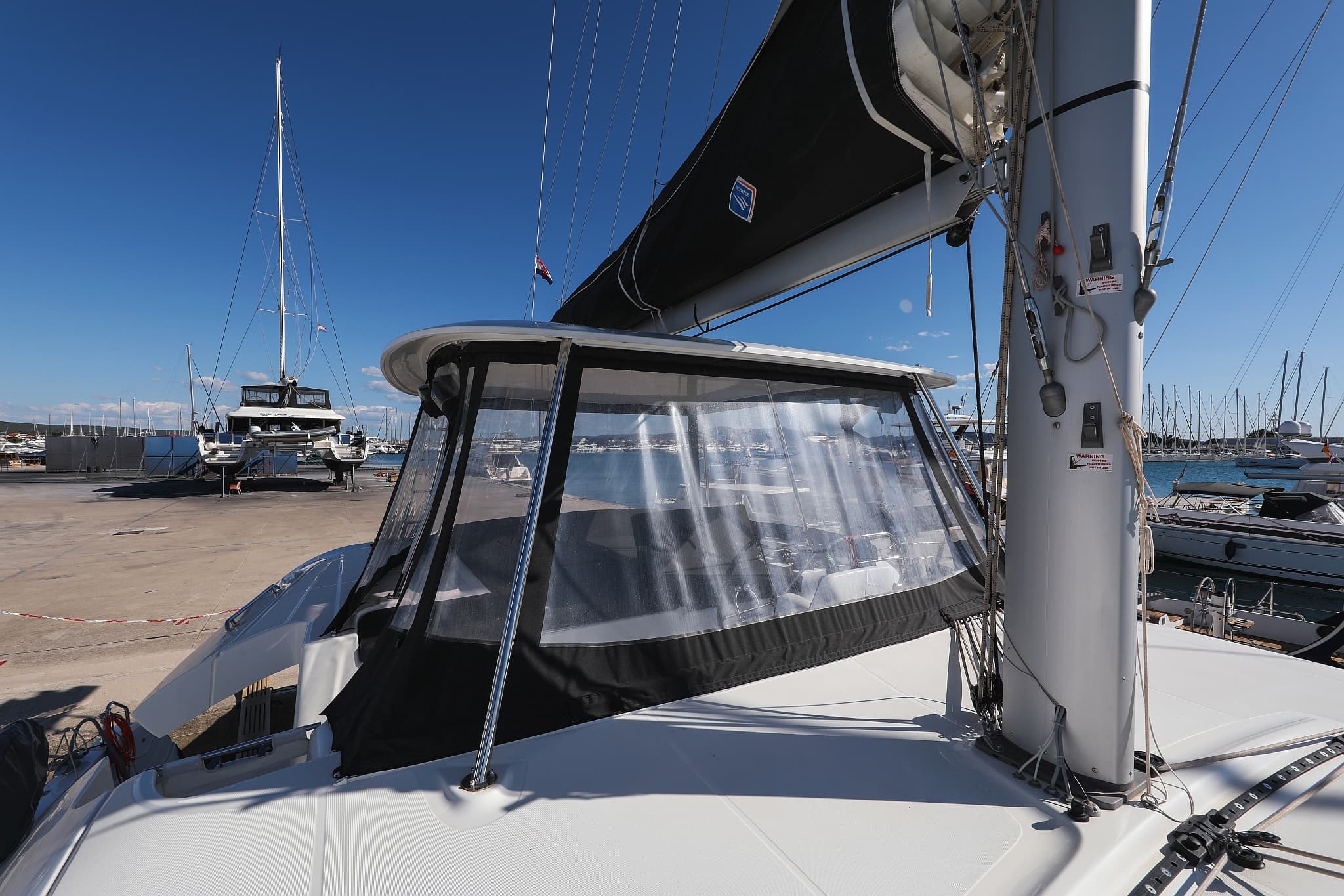 Lagoon 46  - photo 40