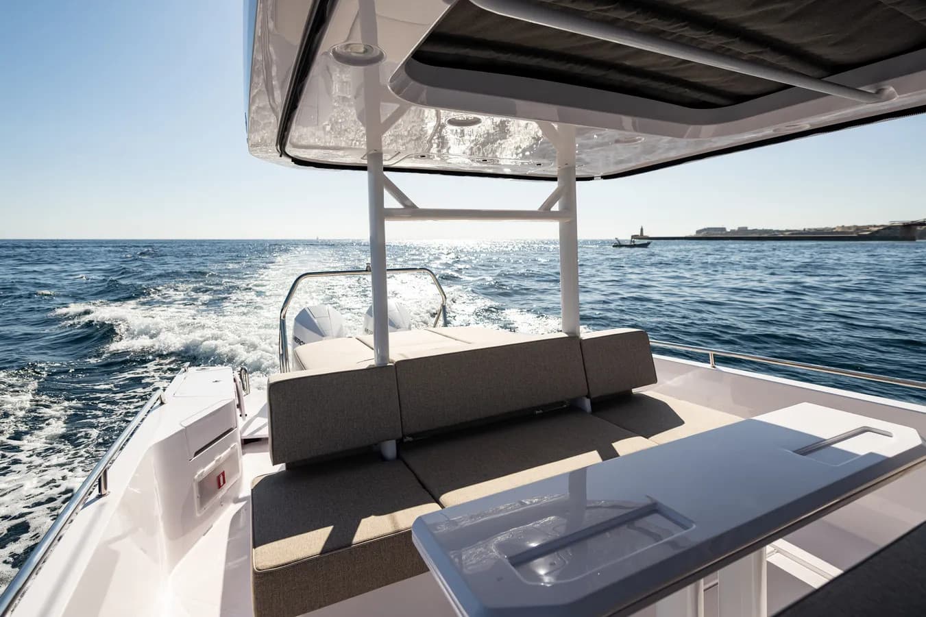 Axopar 37  Sun Top - photo 6