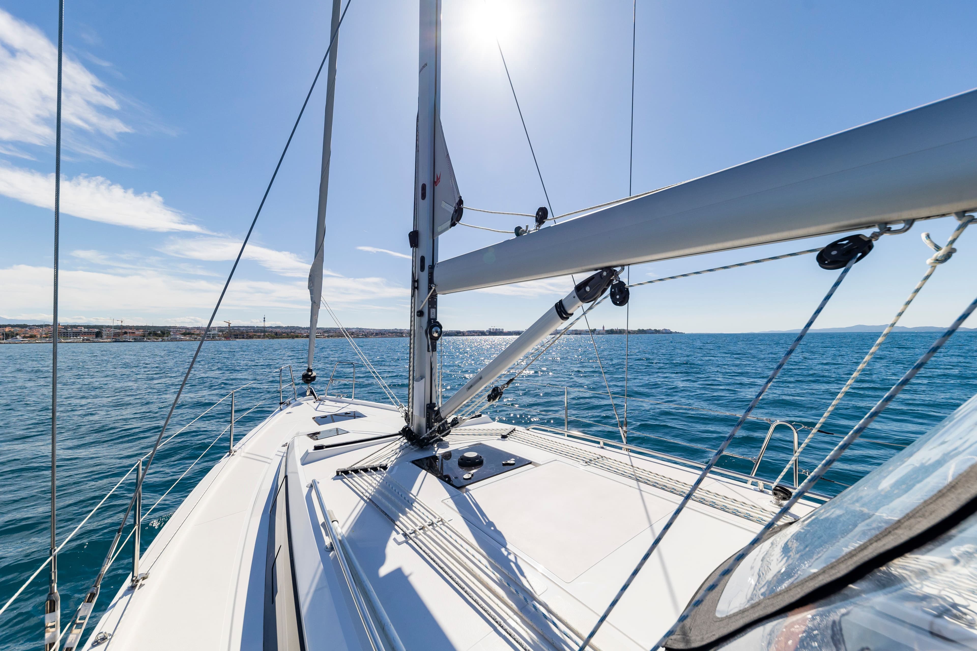 Bavaria C38 - photo 21