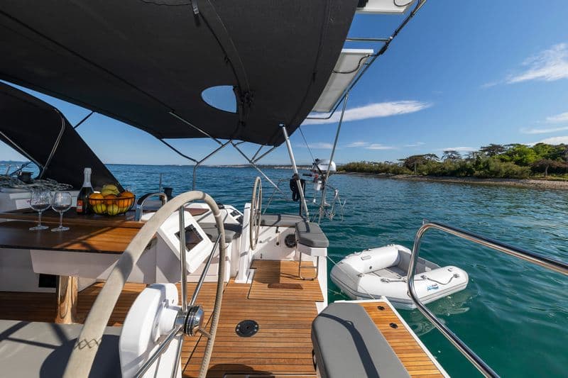 Bavaria C38 - photo 7