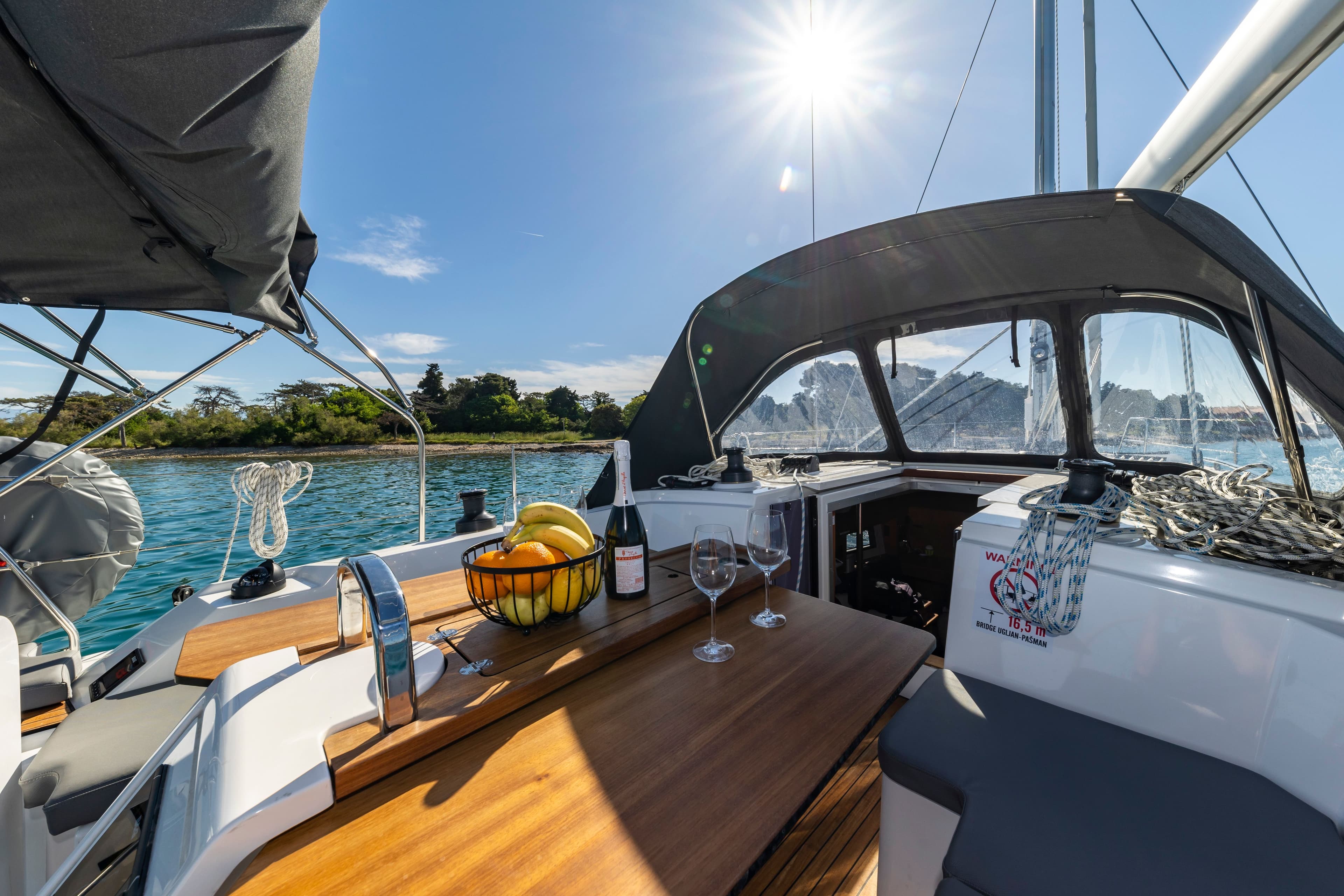 Bavaria C38 - photo 9