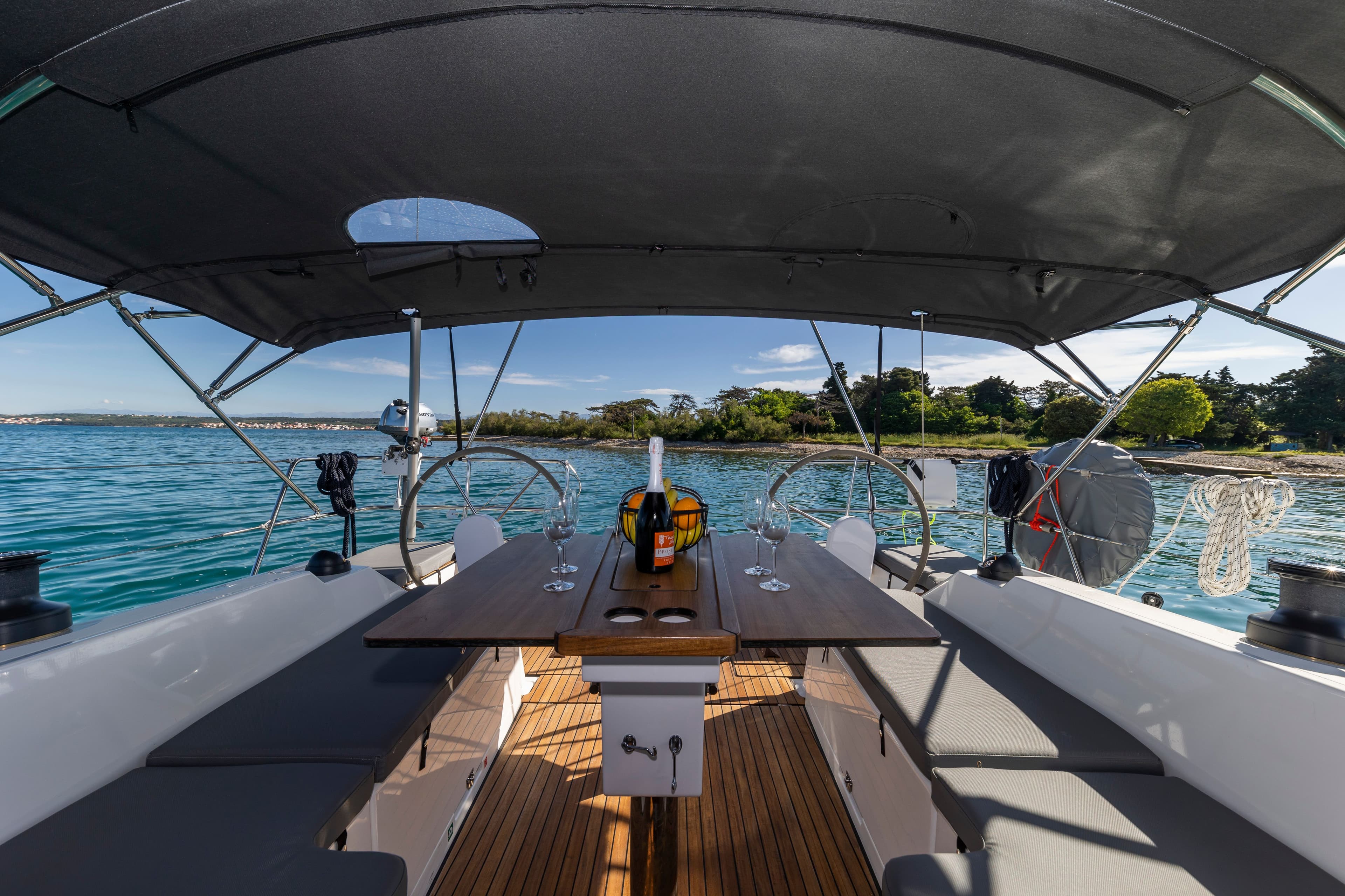 Bavaria C38 - photo 18