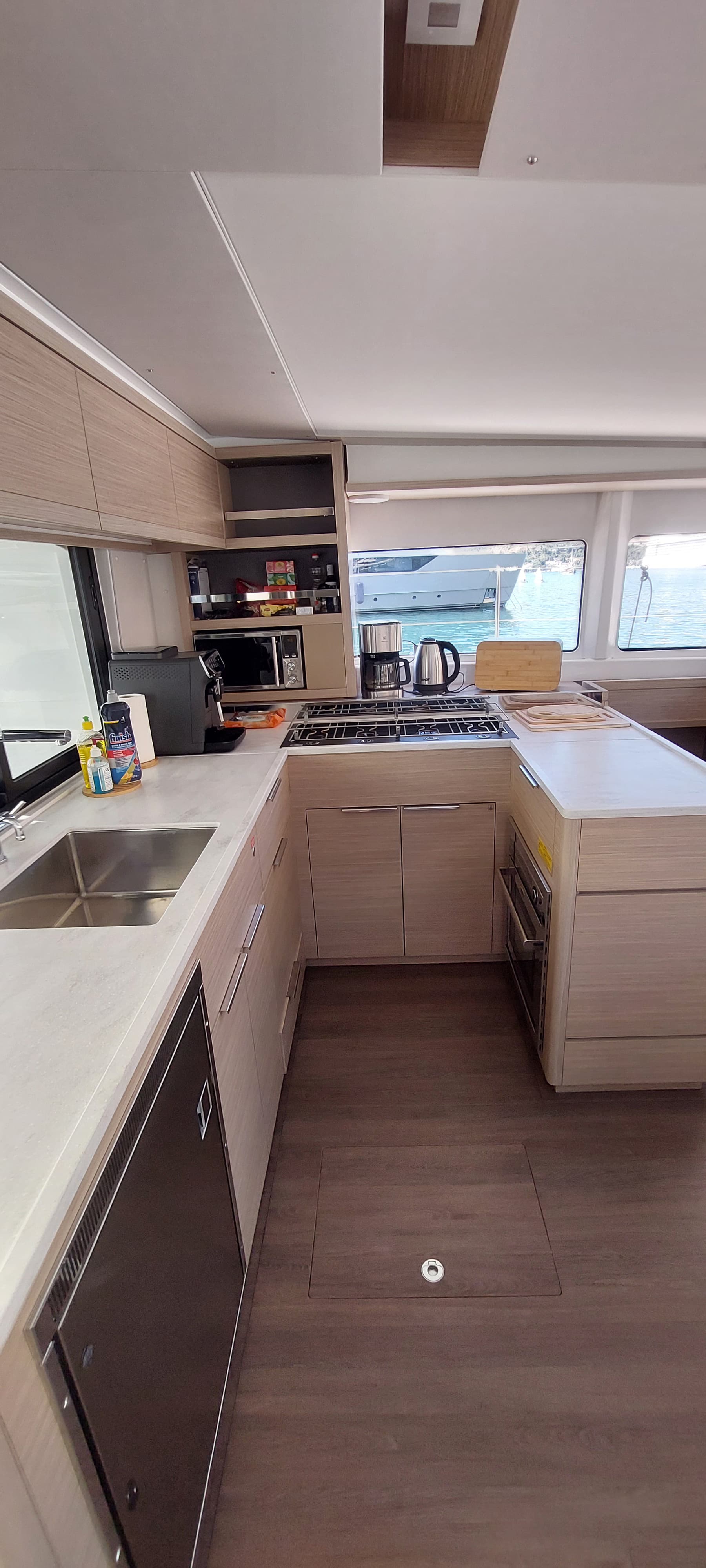 Lagoon 46  - photo 24