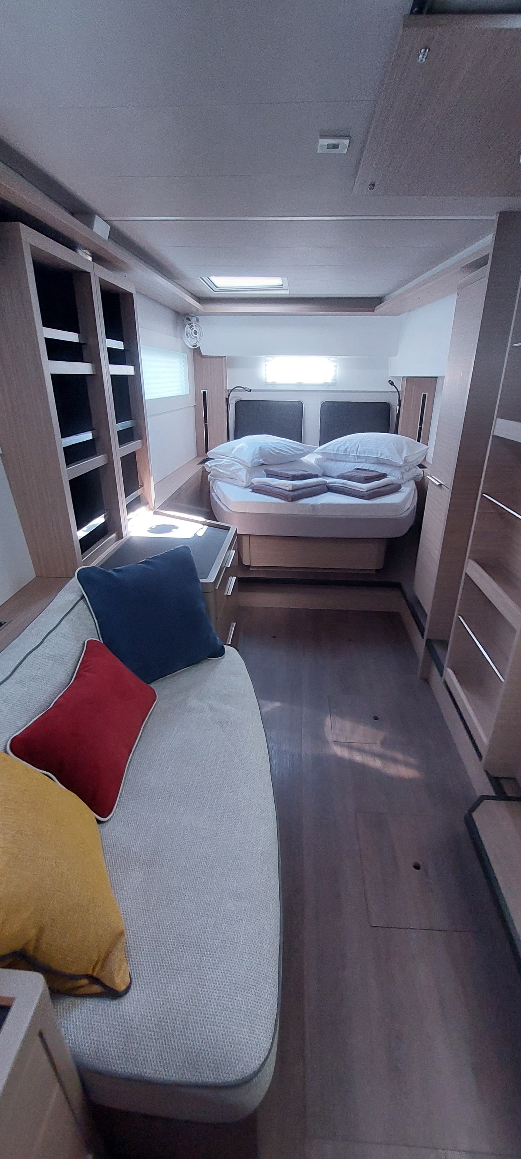 Lagoon 46  - photo 10