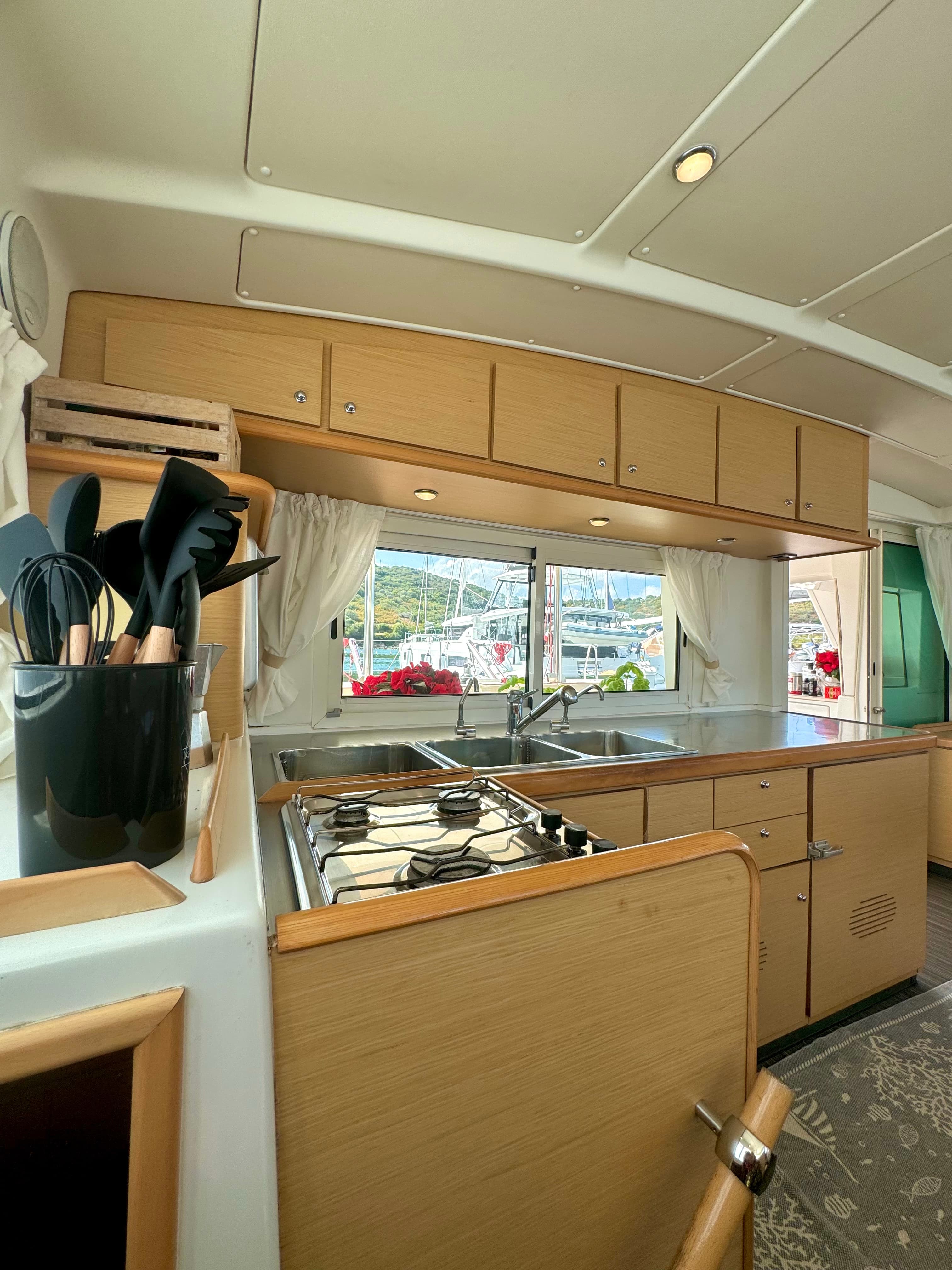 Lagoon 440 - photo 6