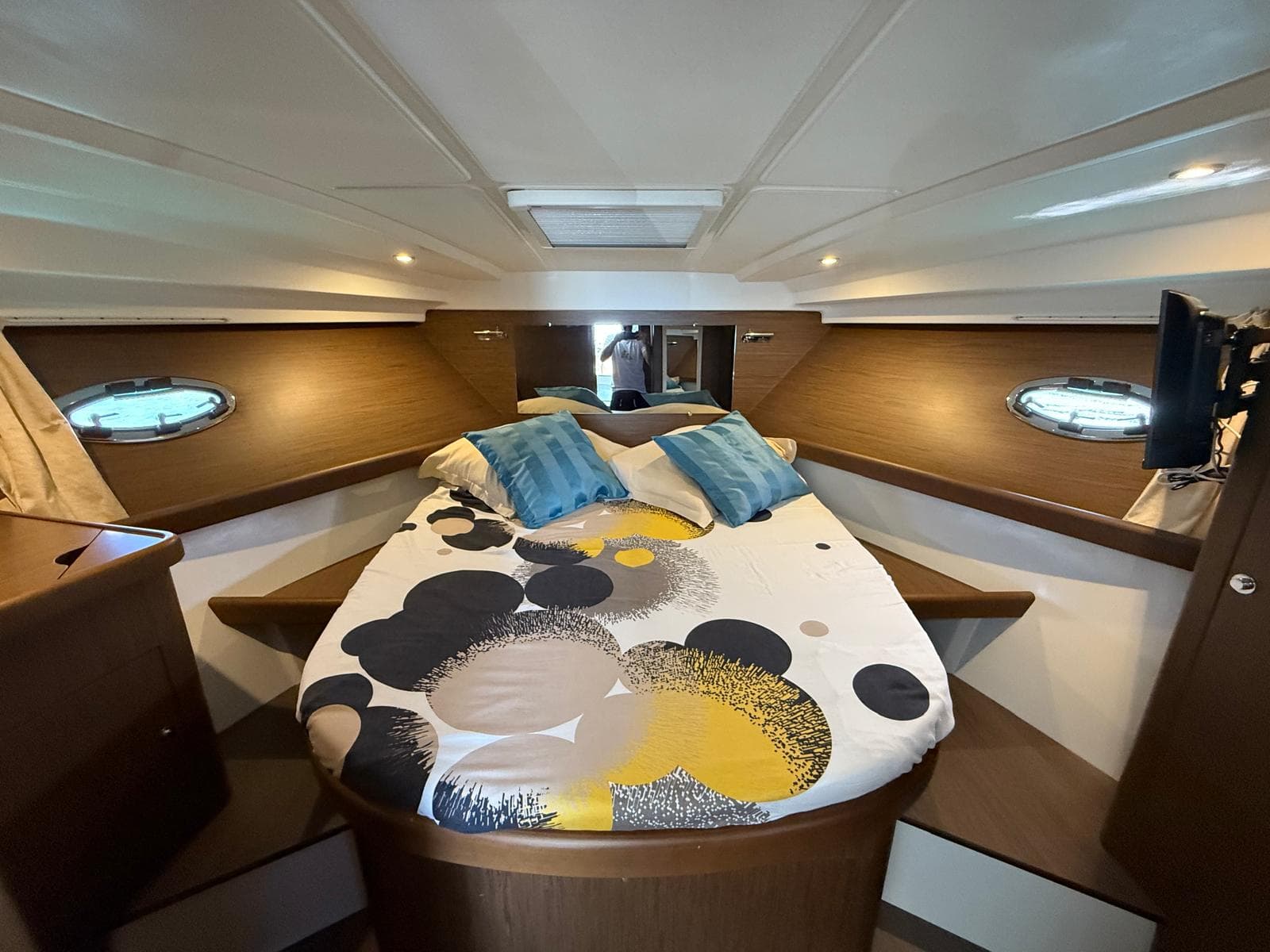 Antares 36 - photo 26