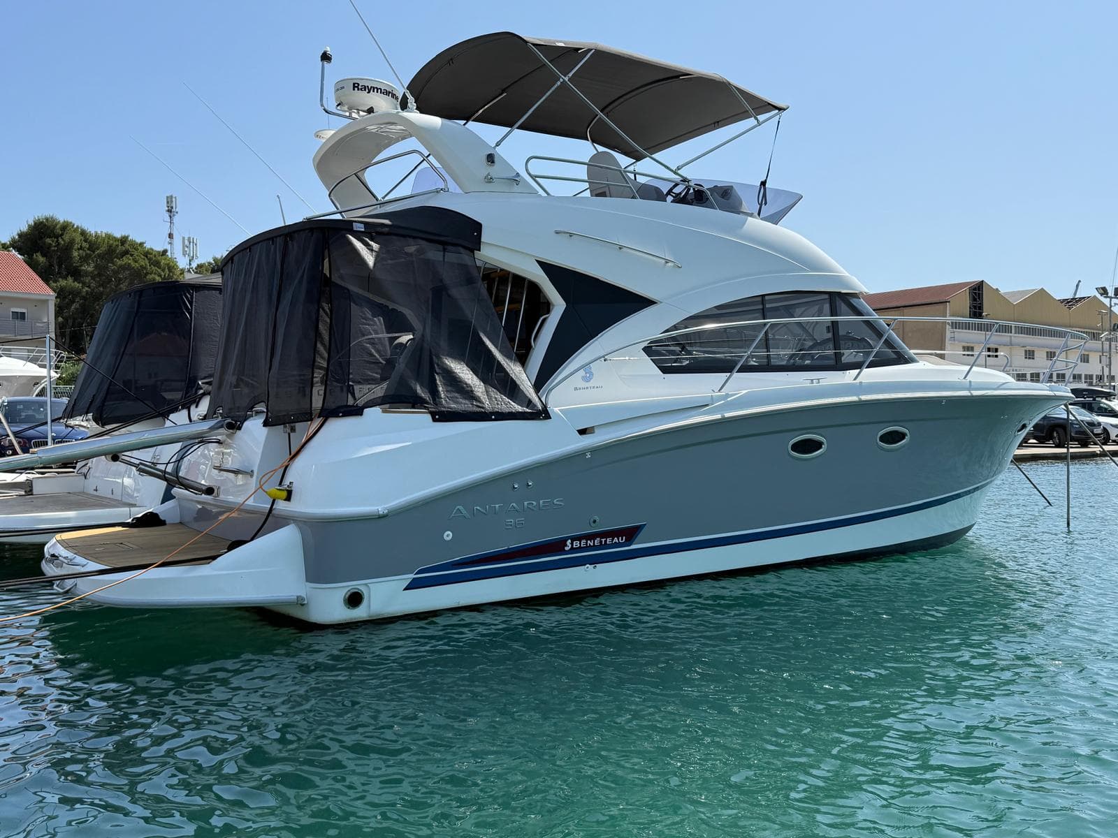 Antares 36 - photo 24