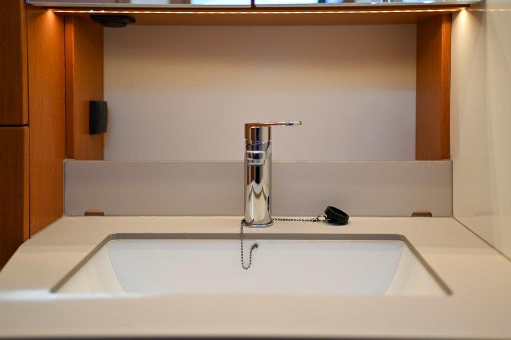 Bavaria C46 - photo 38