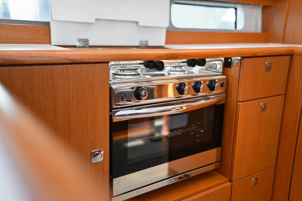 Bavaria C46 - photo 42