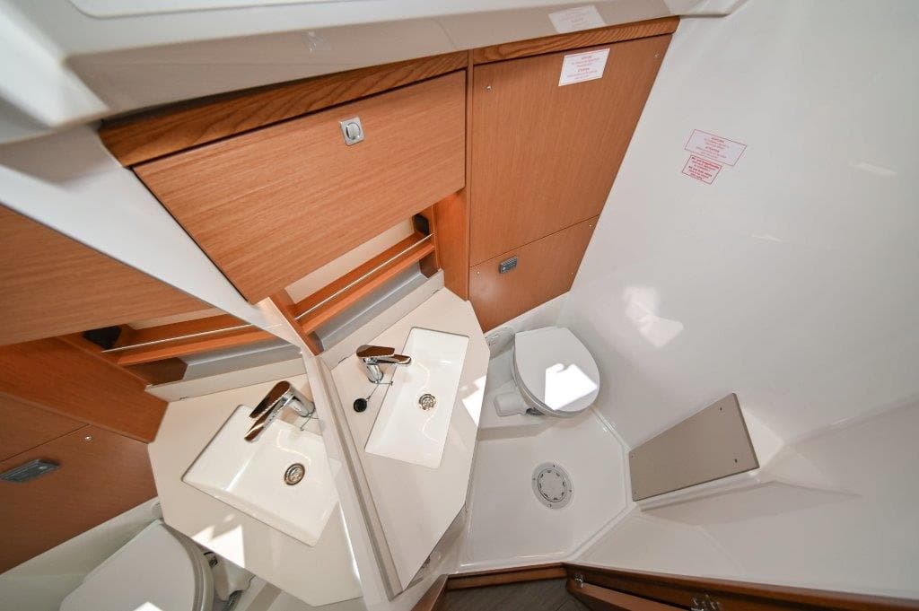 Bavaria C46 - photo 53