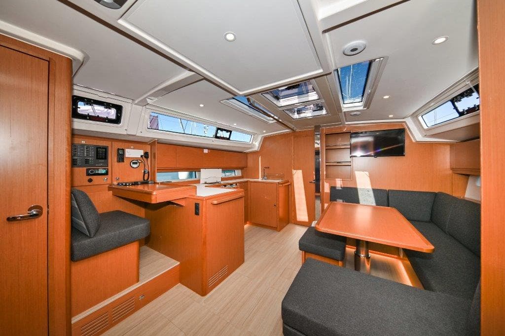 Bavaria C46 - photo 65