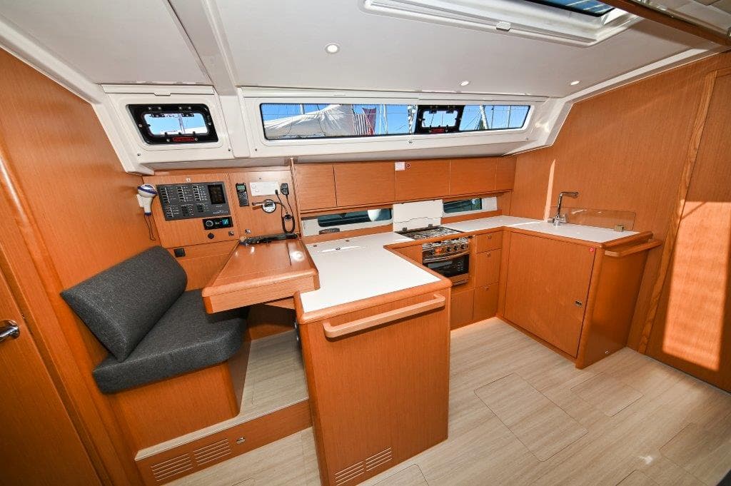 Bavaria C46 - photo 66