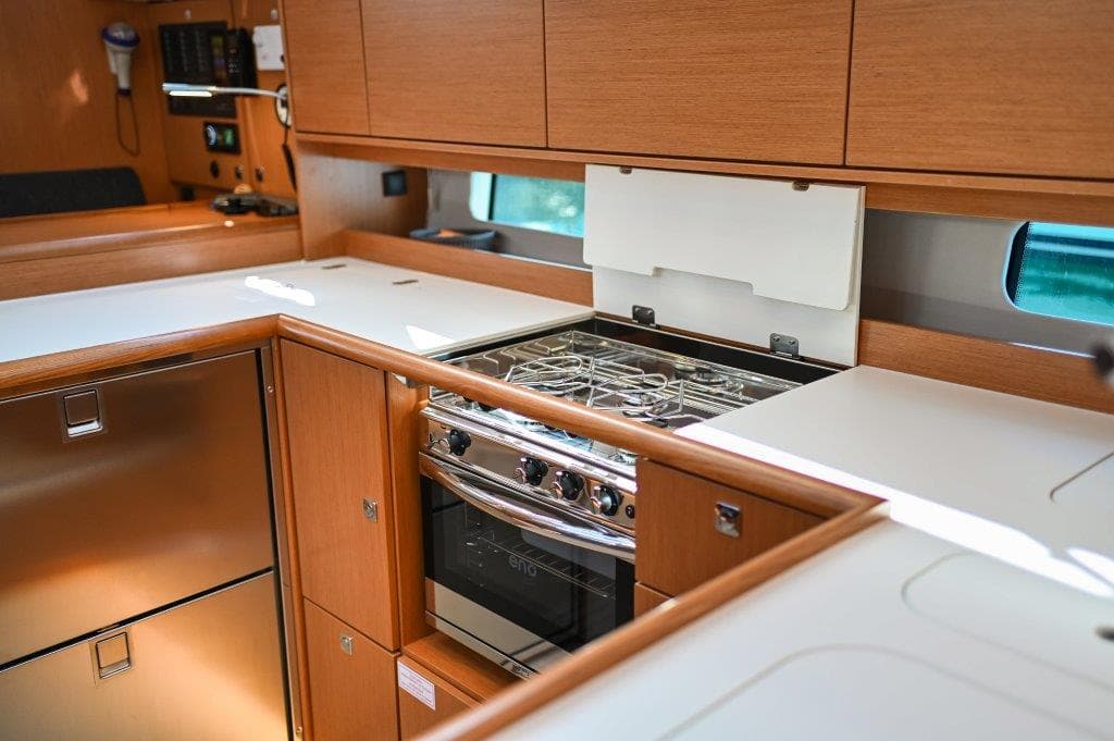 Bavaria C46 - photo 79