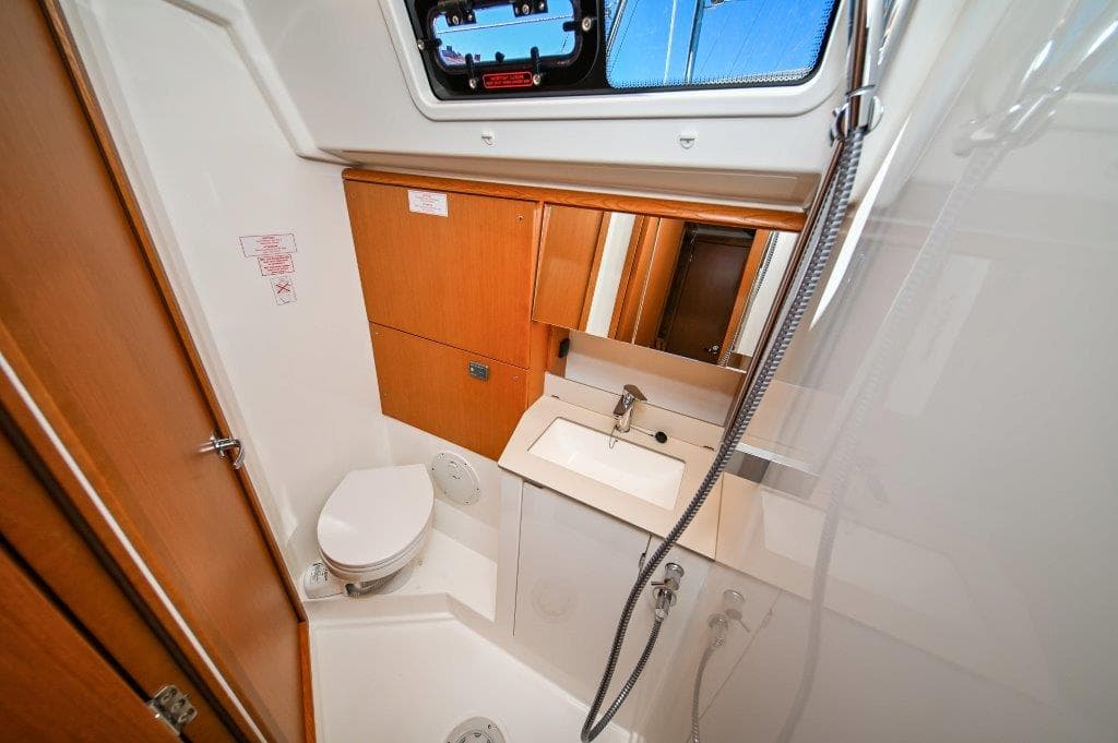 Bavaria C46 - photo 89