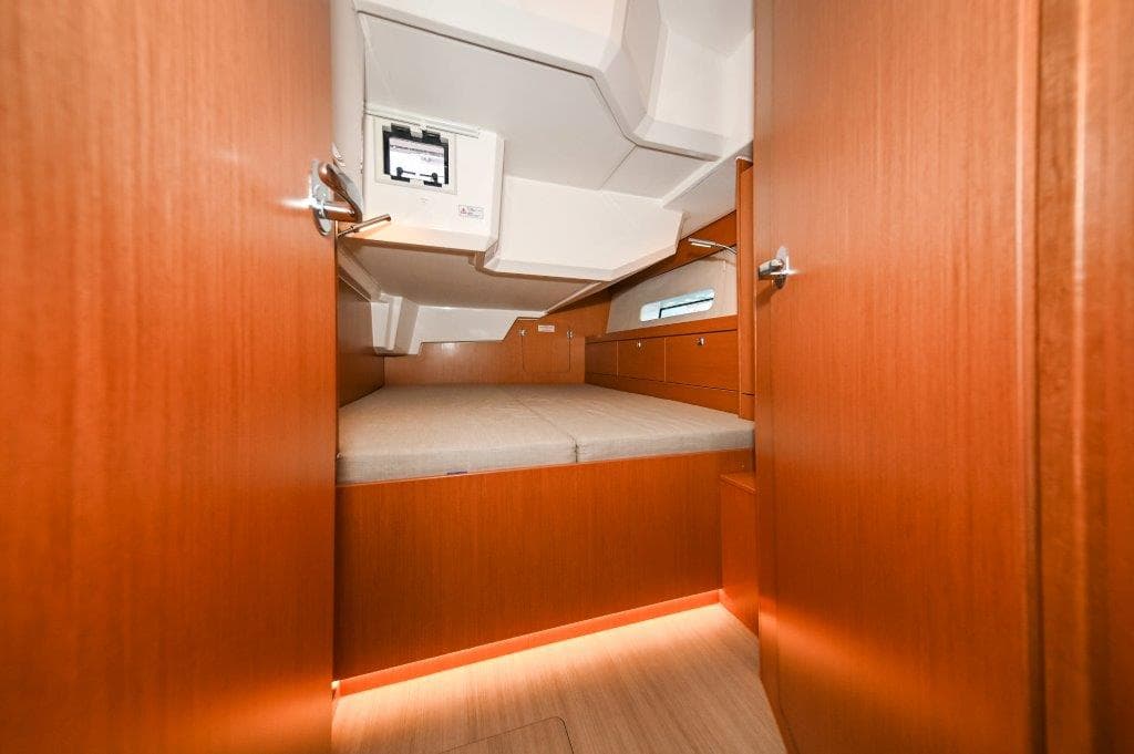 Bavaria C46 - photo 98