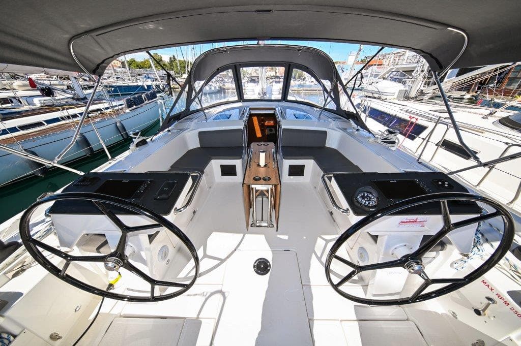 Bavaria C46 - photo 114