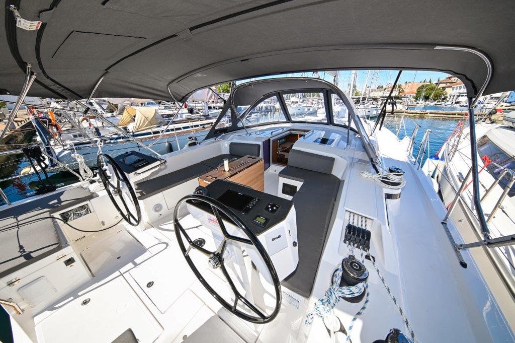 Bavaria C46 - photo 115