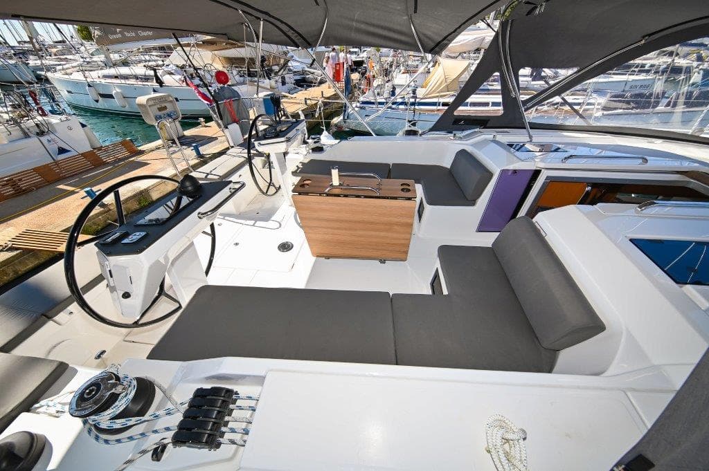 Bavaria C46 - photo 116