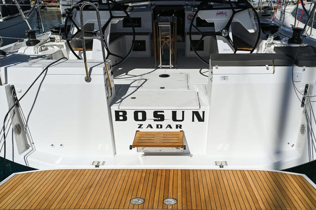 Bavaria C46 - photo 123